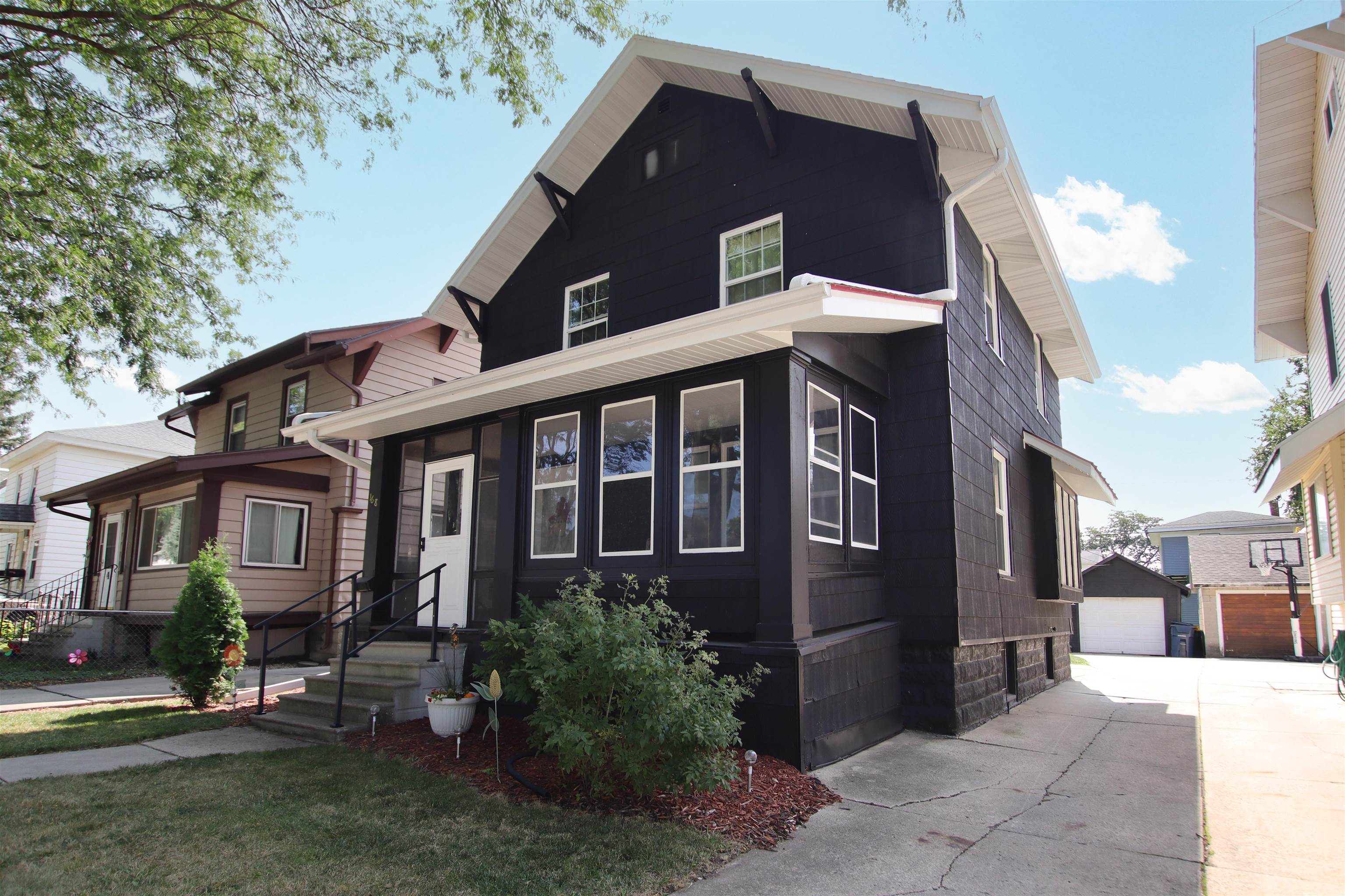 168 GILLETT Street