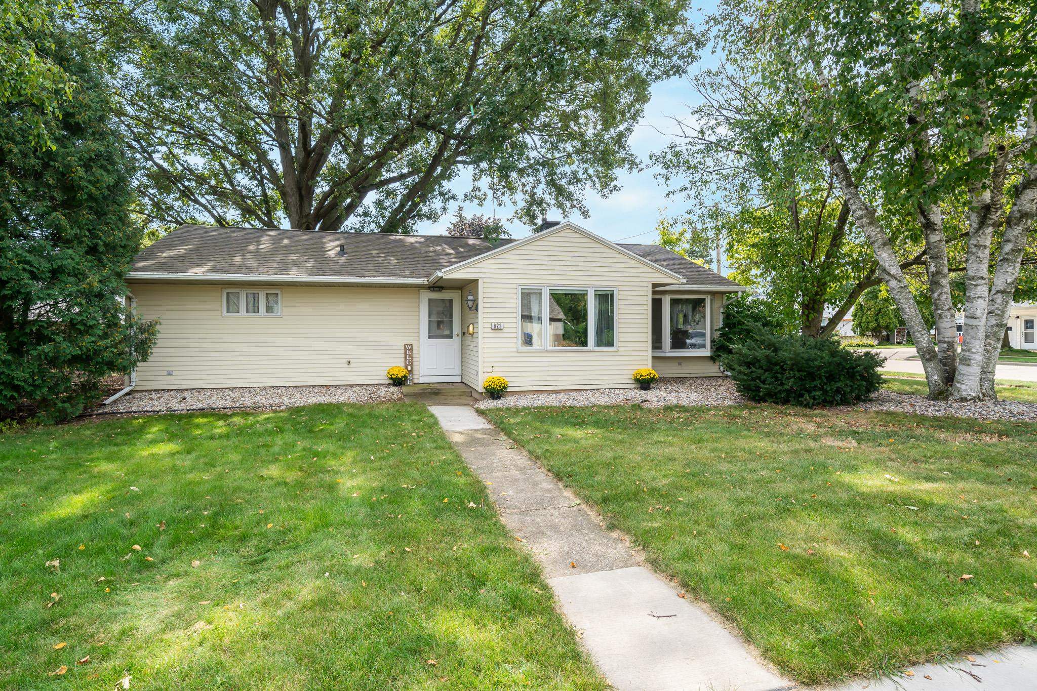 623 LAUDAN Boulevard