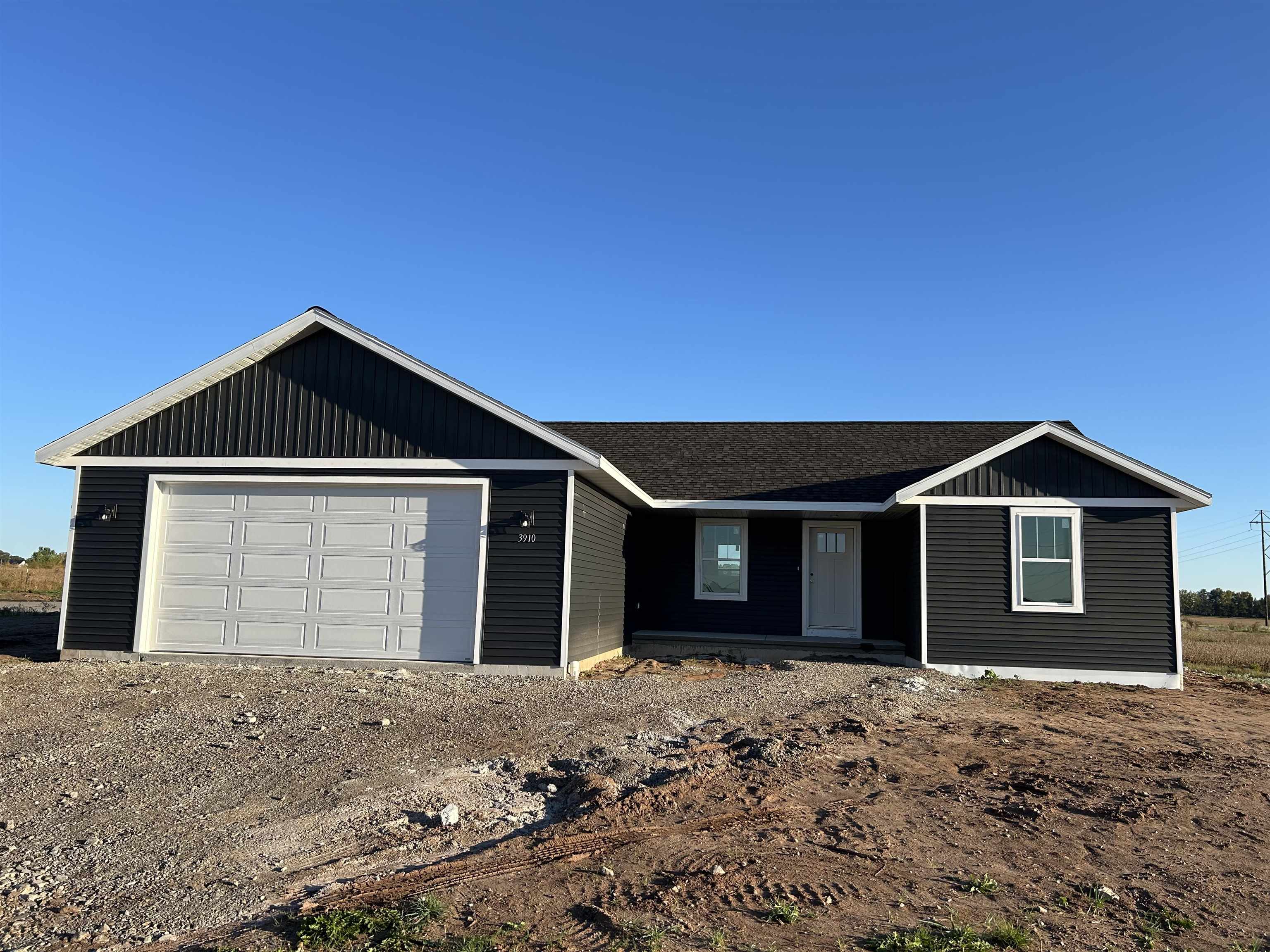 3910 E ZION Court