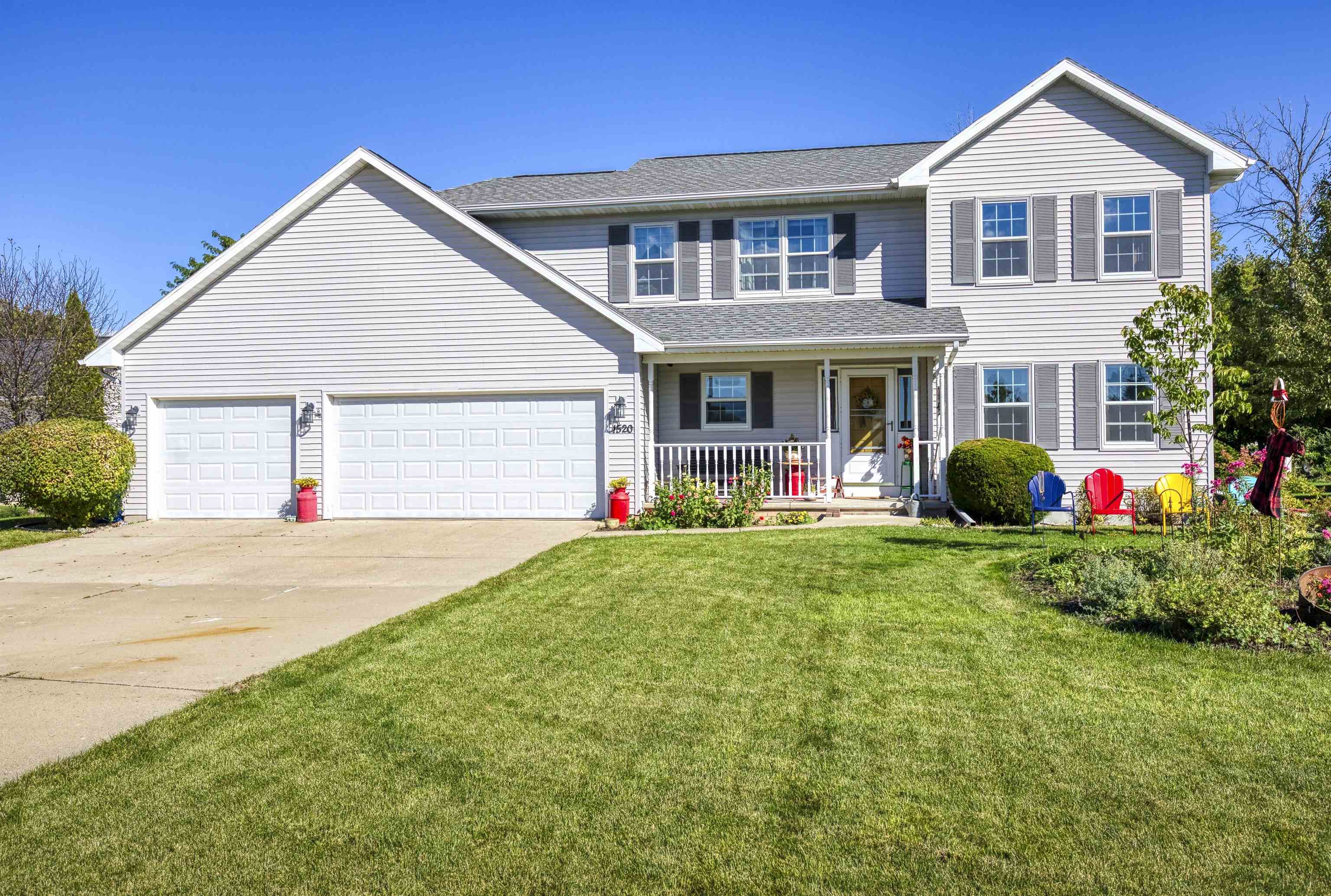 1520 BUCK Court