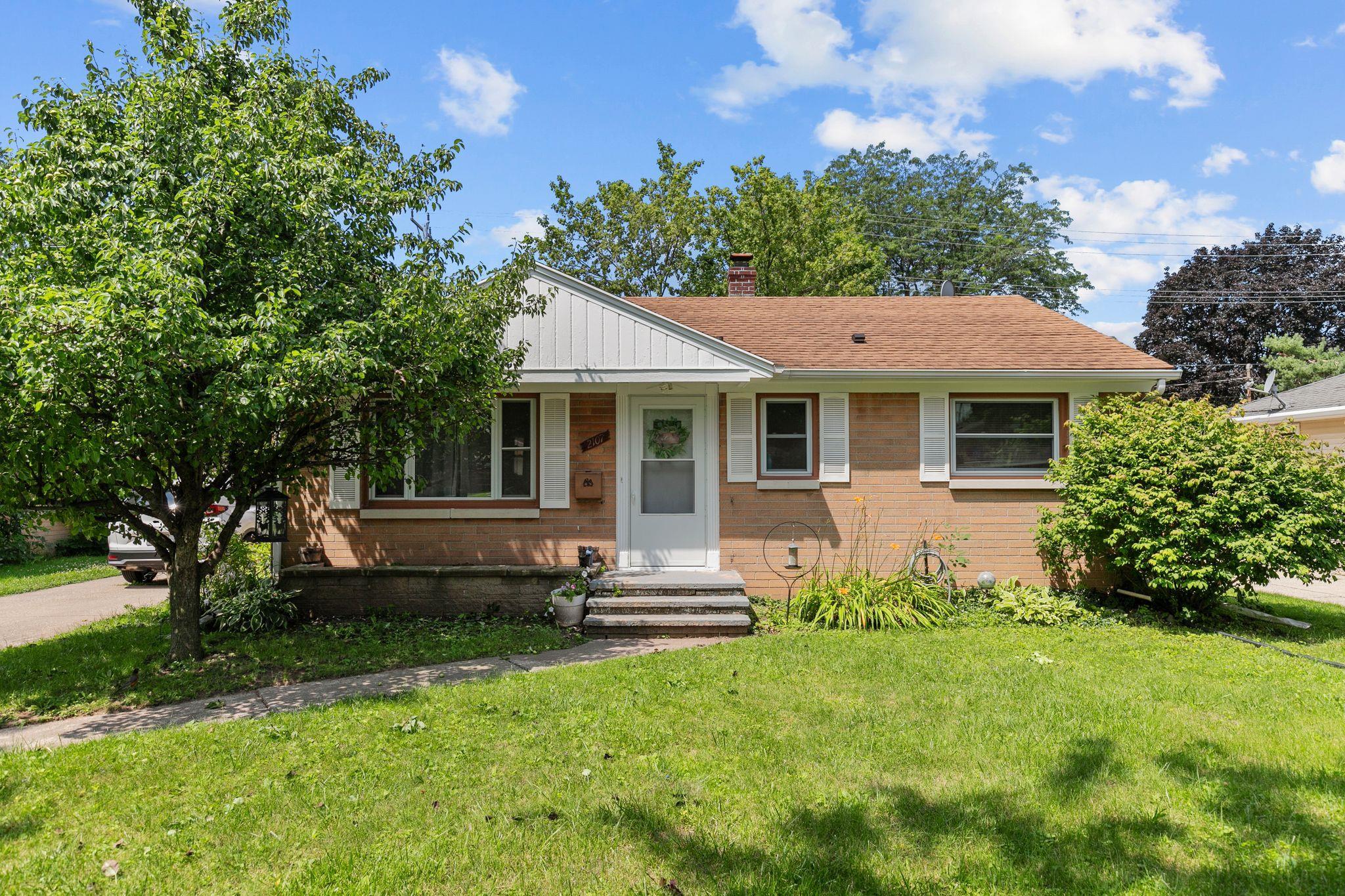 2107 N OWAISSA Street