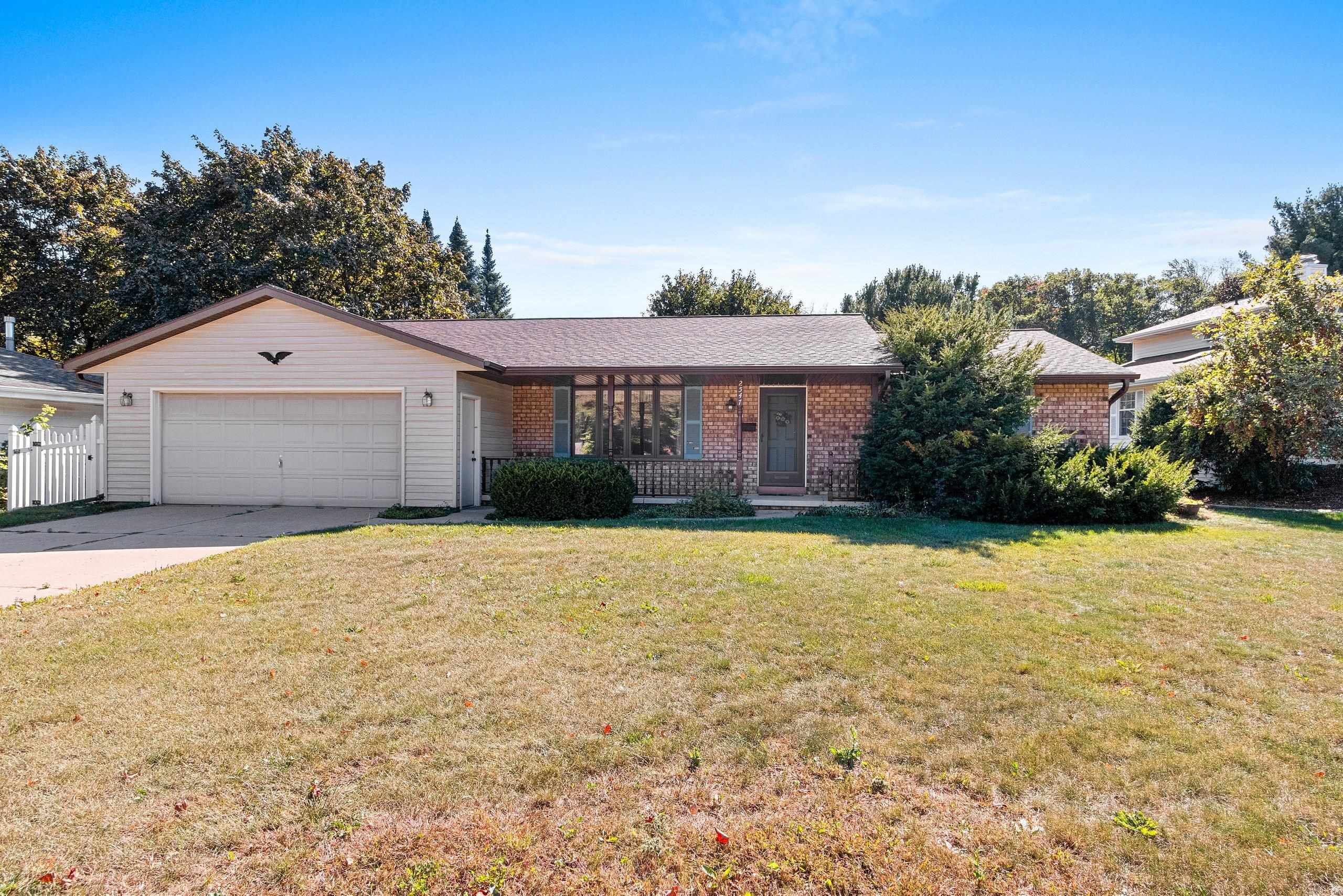 2547 FORESTVILLE Drive