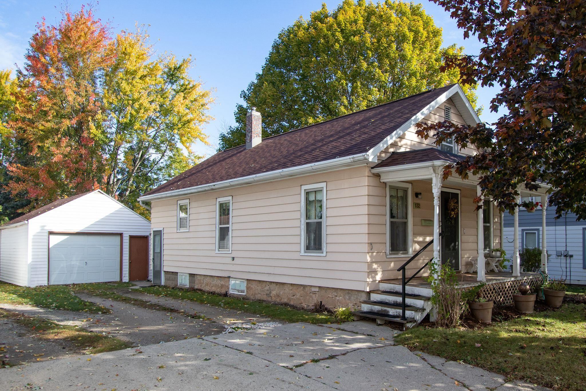 132 WASHINGTON Street