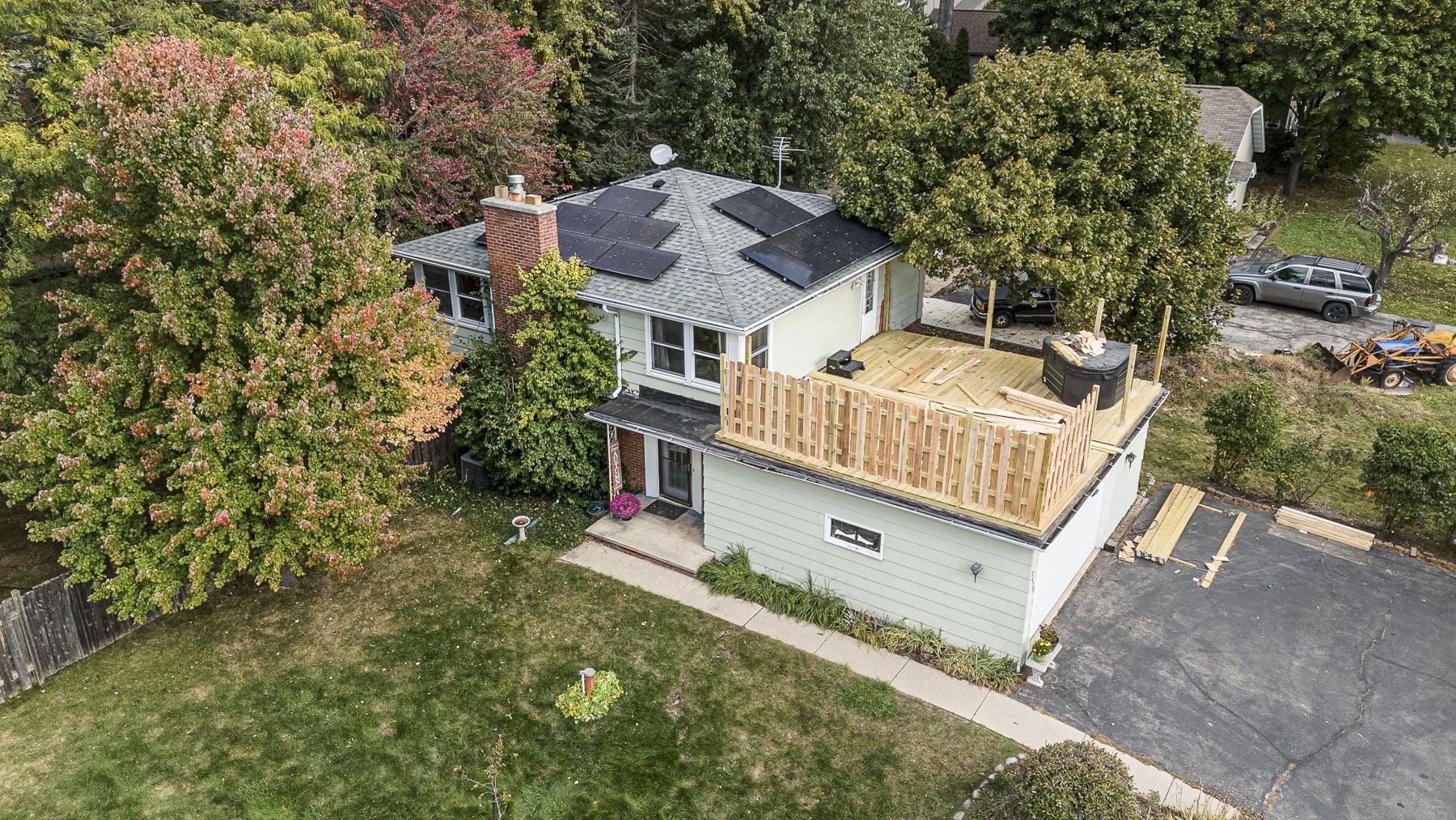 2420 W PROSPECT Avenue