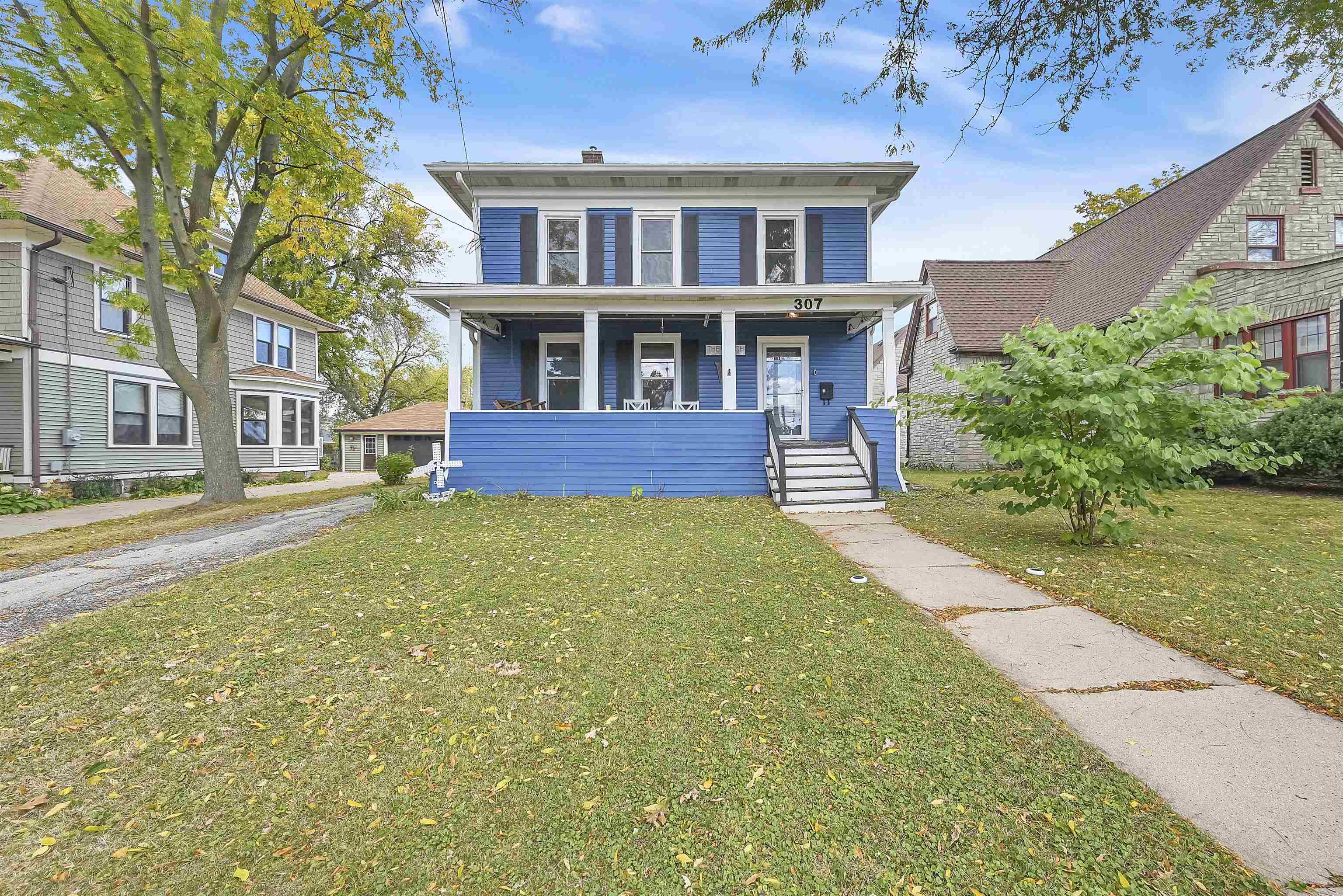307 W NORTH WATER Street