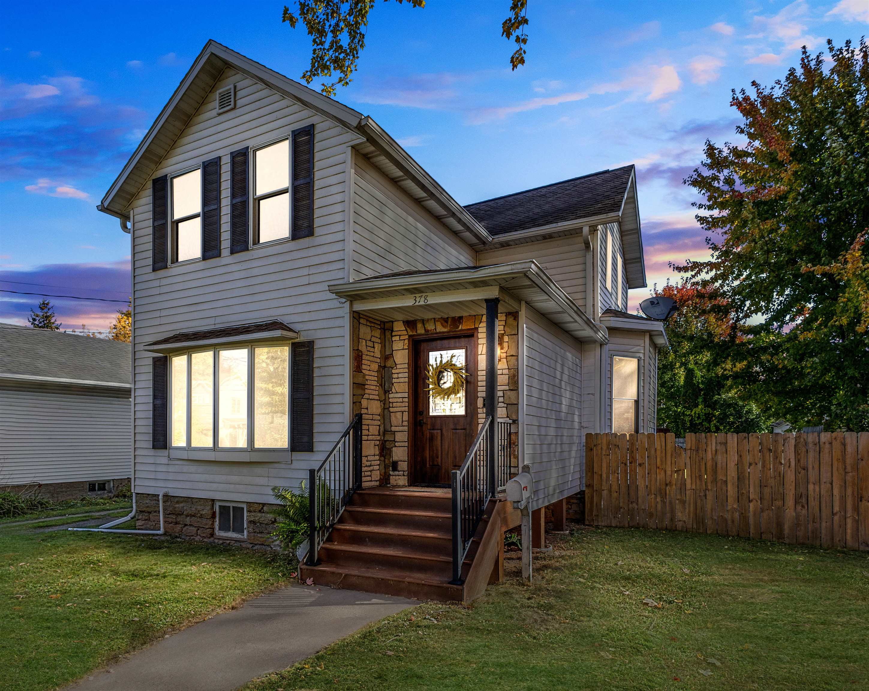378 NAYMUT Street