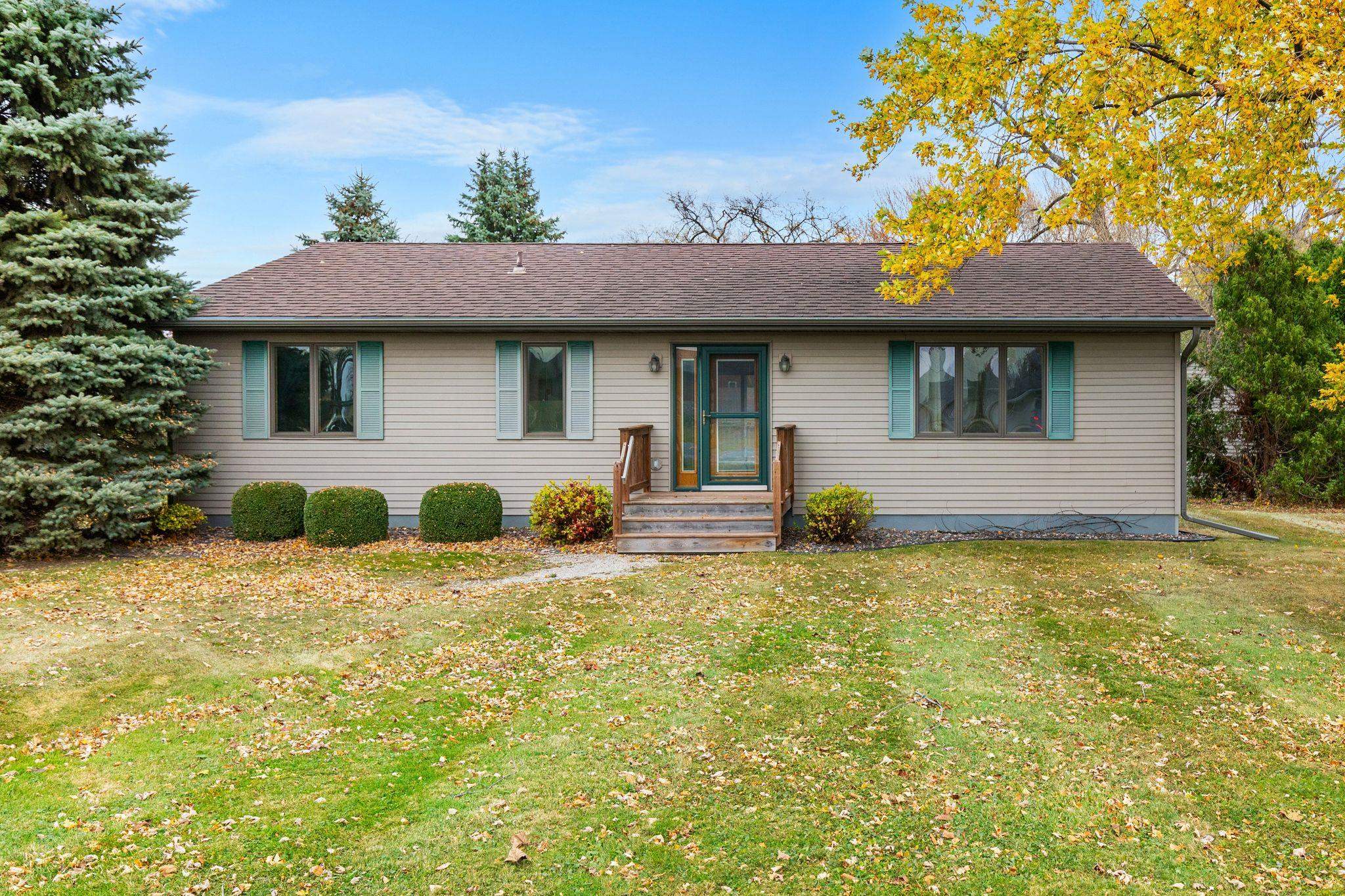 N8059 LAKESHORE Drive