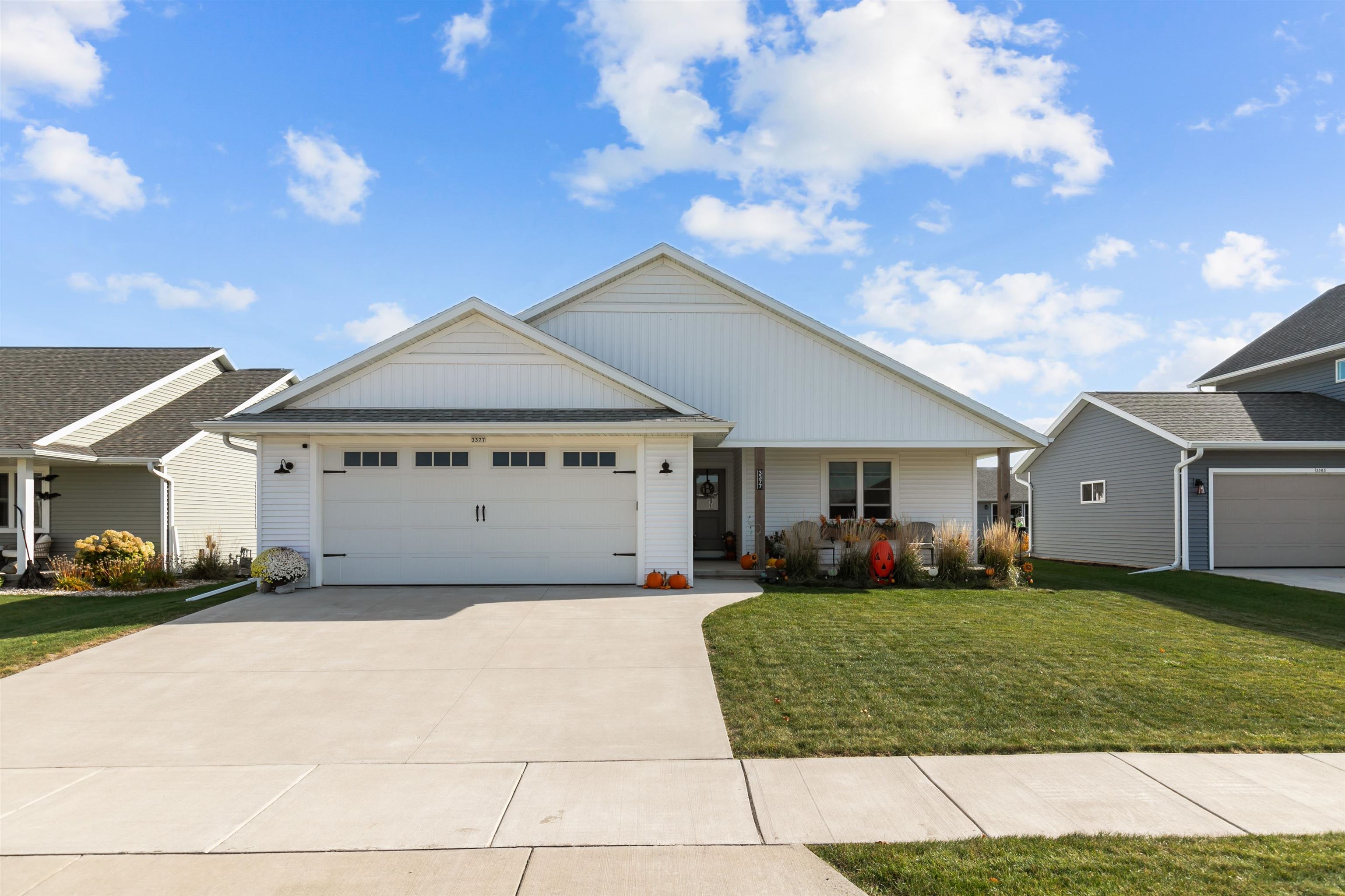 3377 WYATT Way