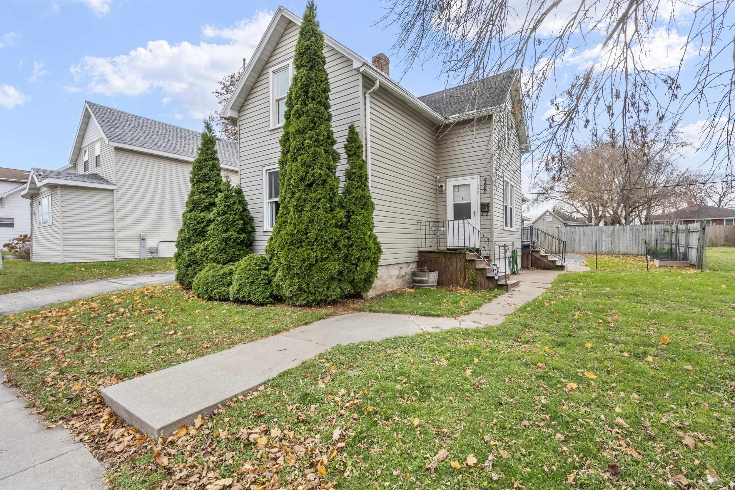 725 3RD Street