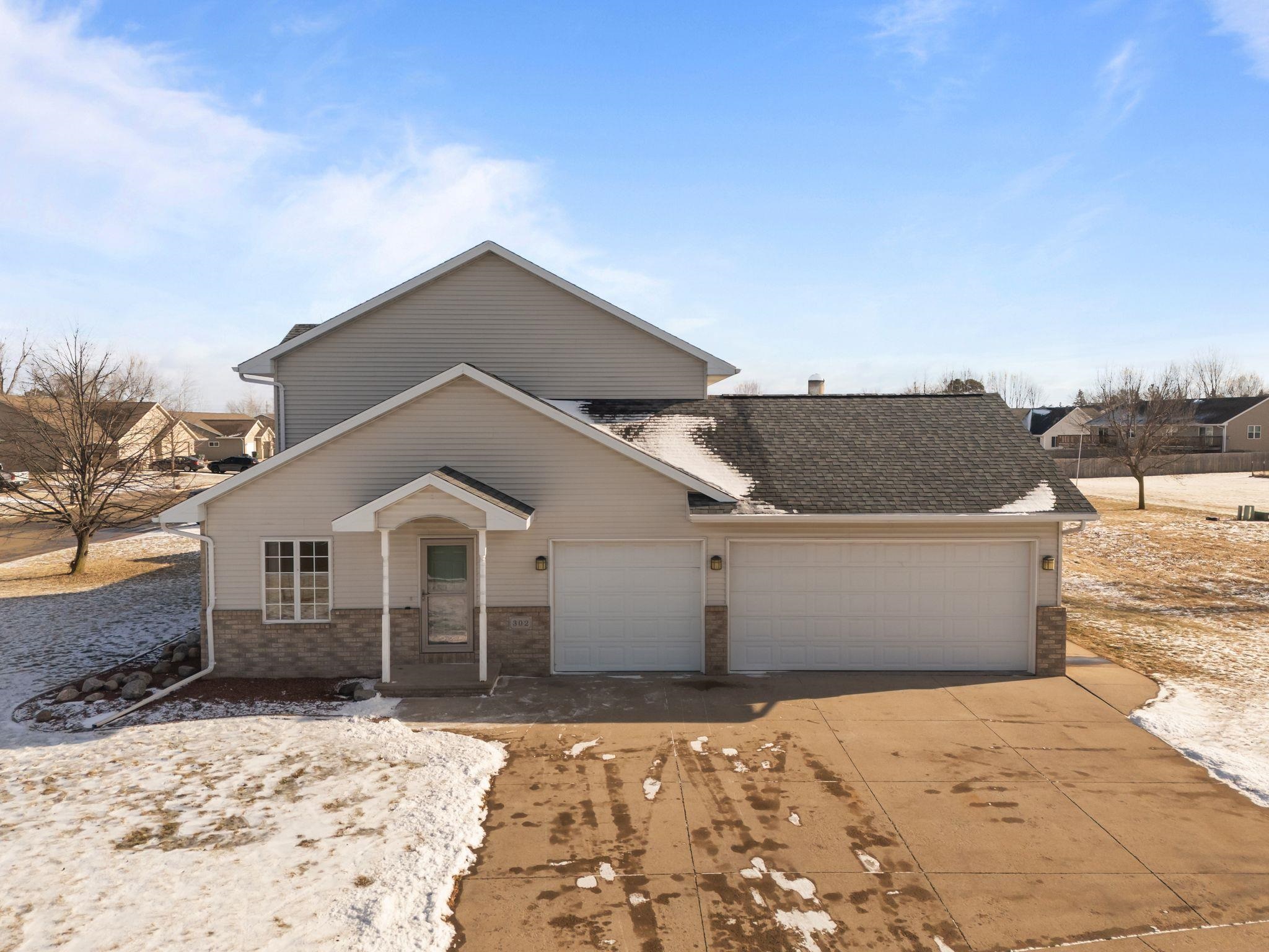 302 RISING STAR Lane