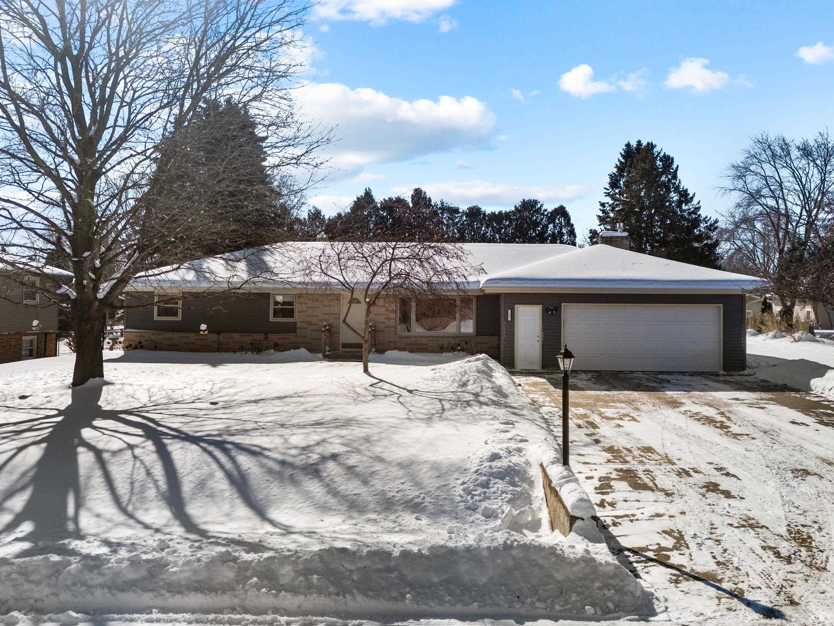 1991 SUSAN Avenue
