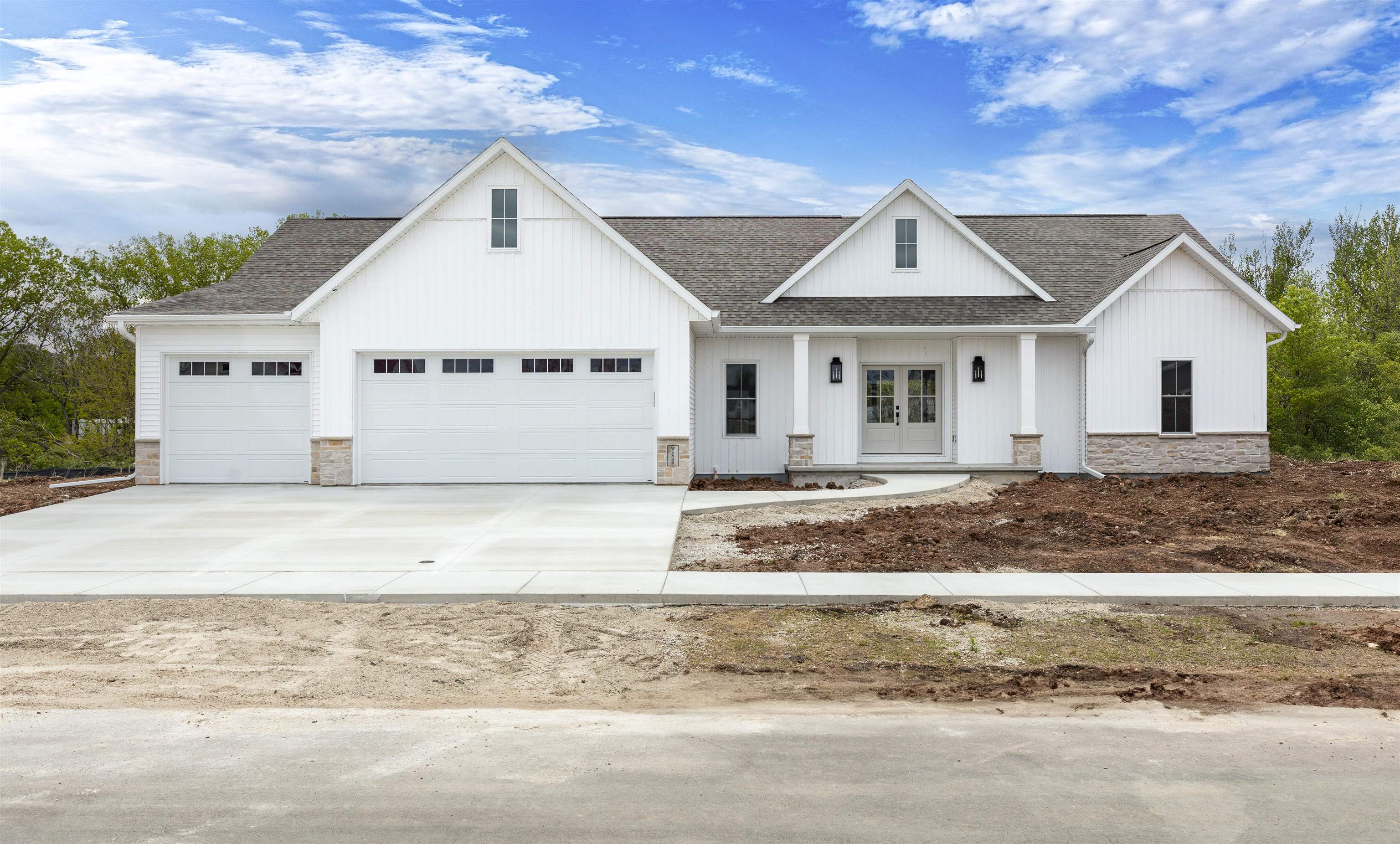 W5843 DELTA Drive