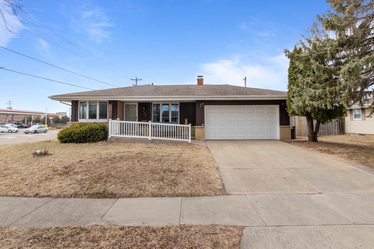 723 S WESTFIELD Street