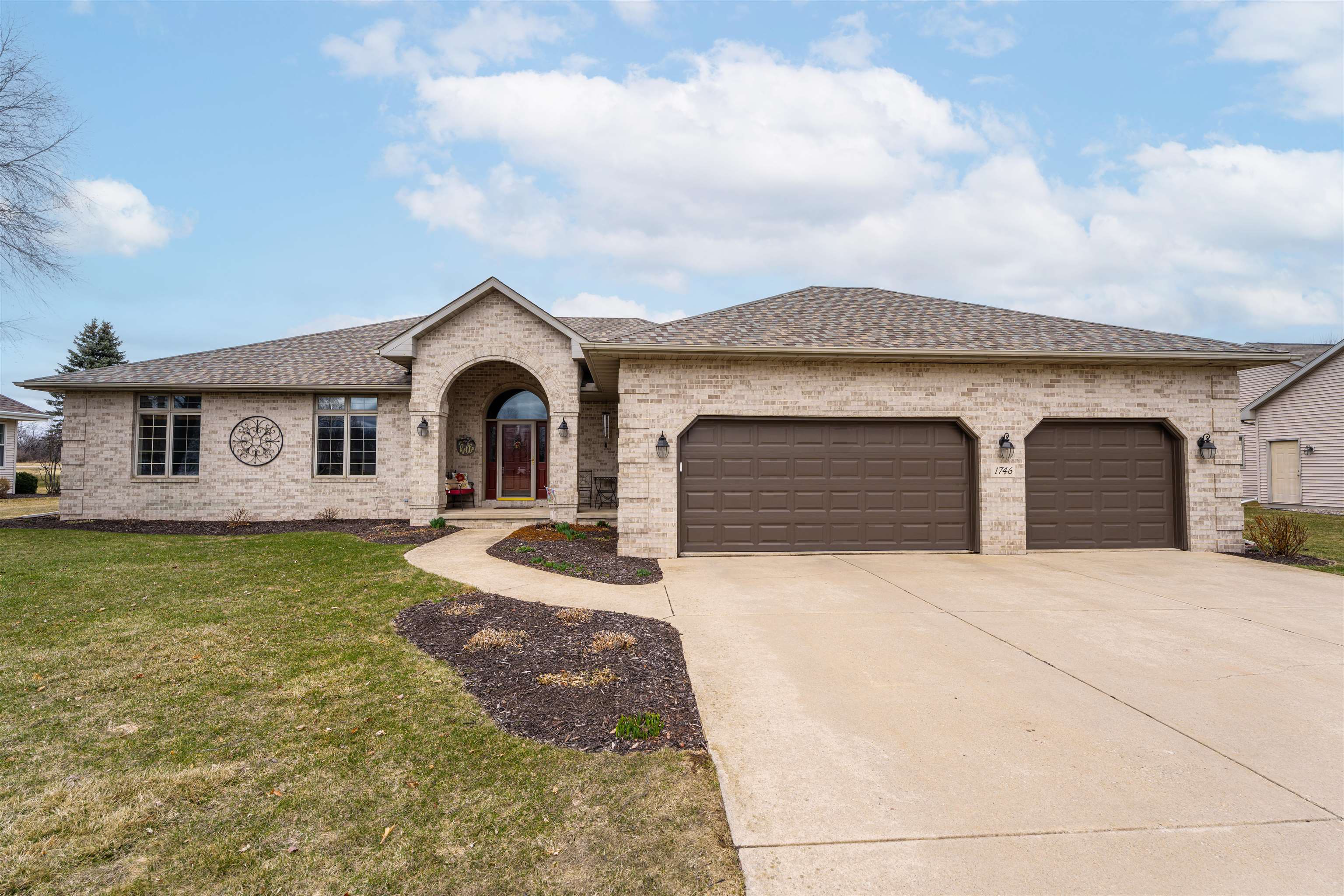 1746 CRIMSON Court