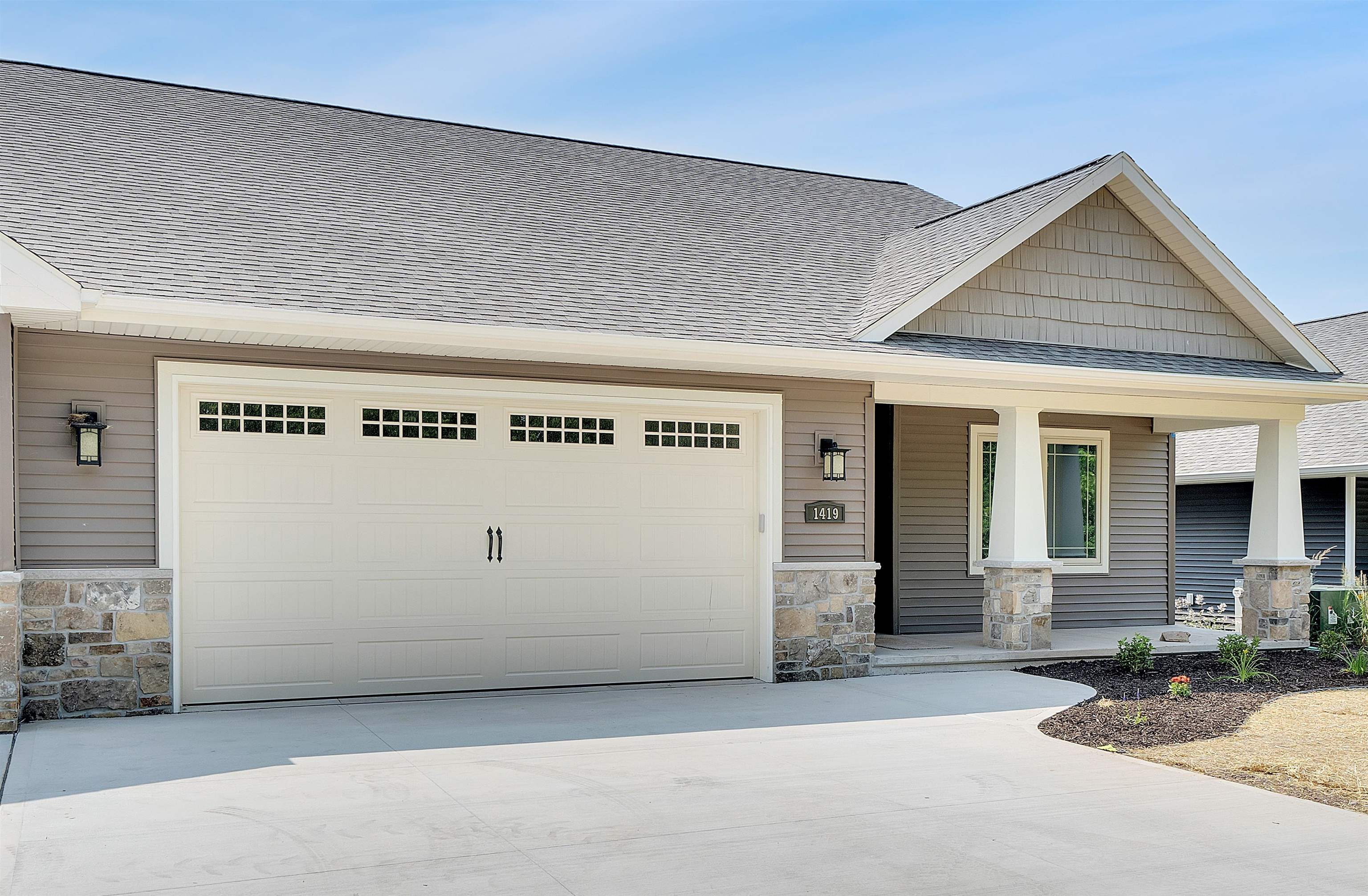 1419 PRAIRIE LAKE Circle
