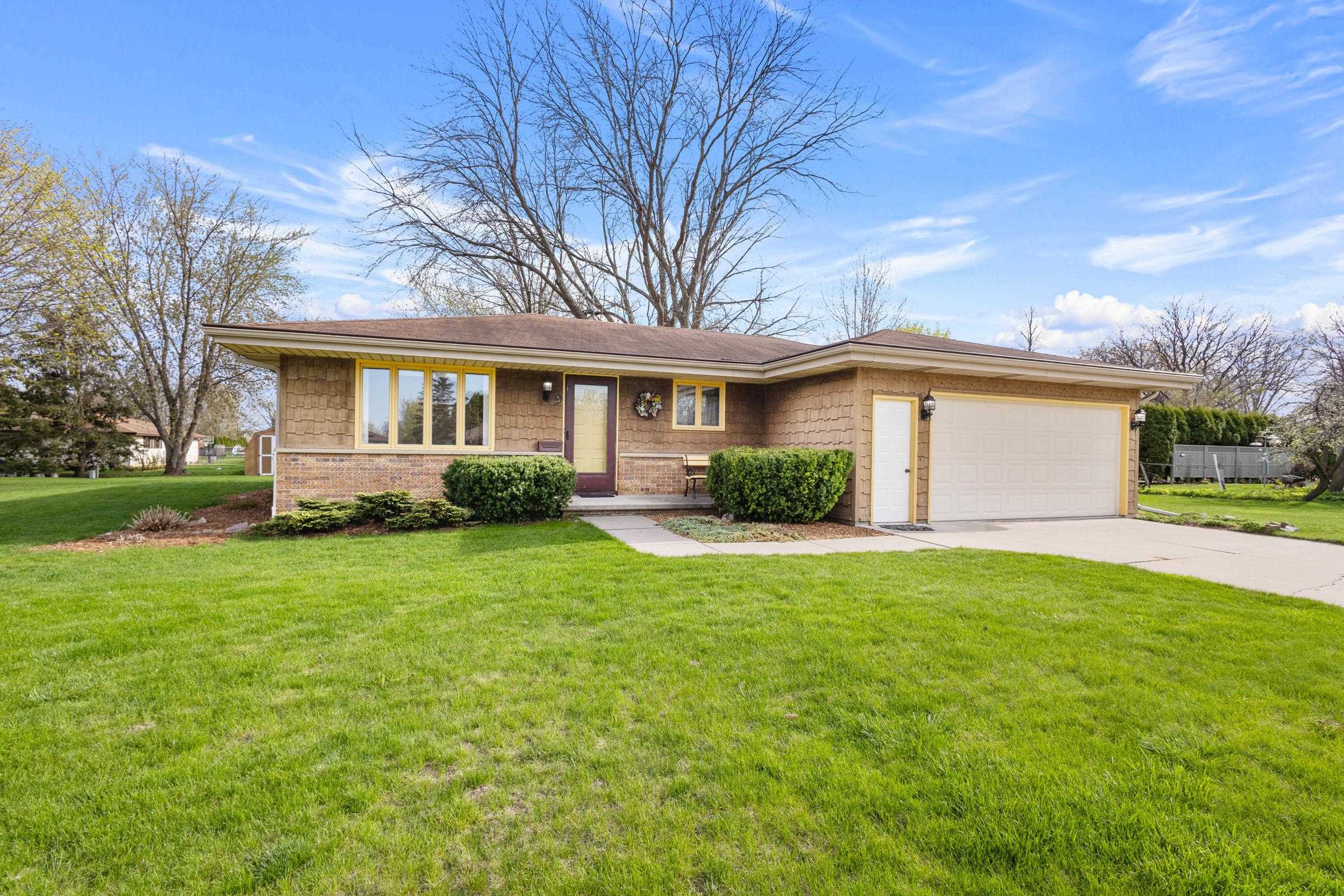 9 EASTFIELD Court