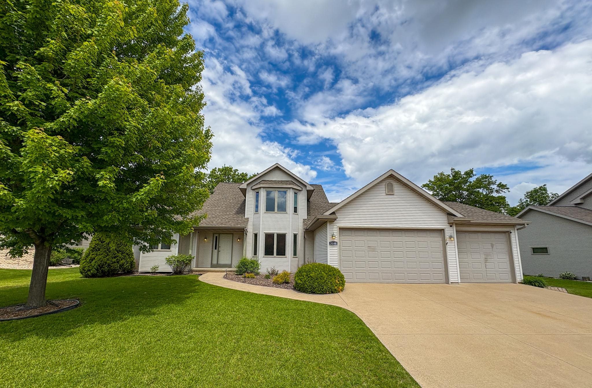3100 MOCKINGBIRD Way