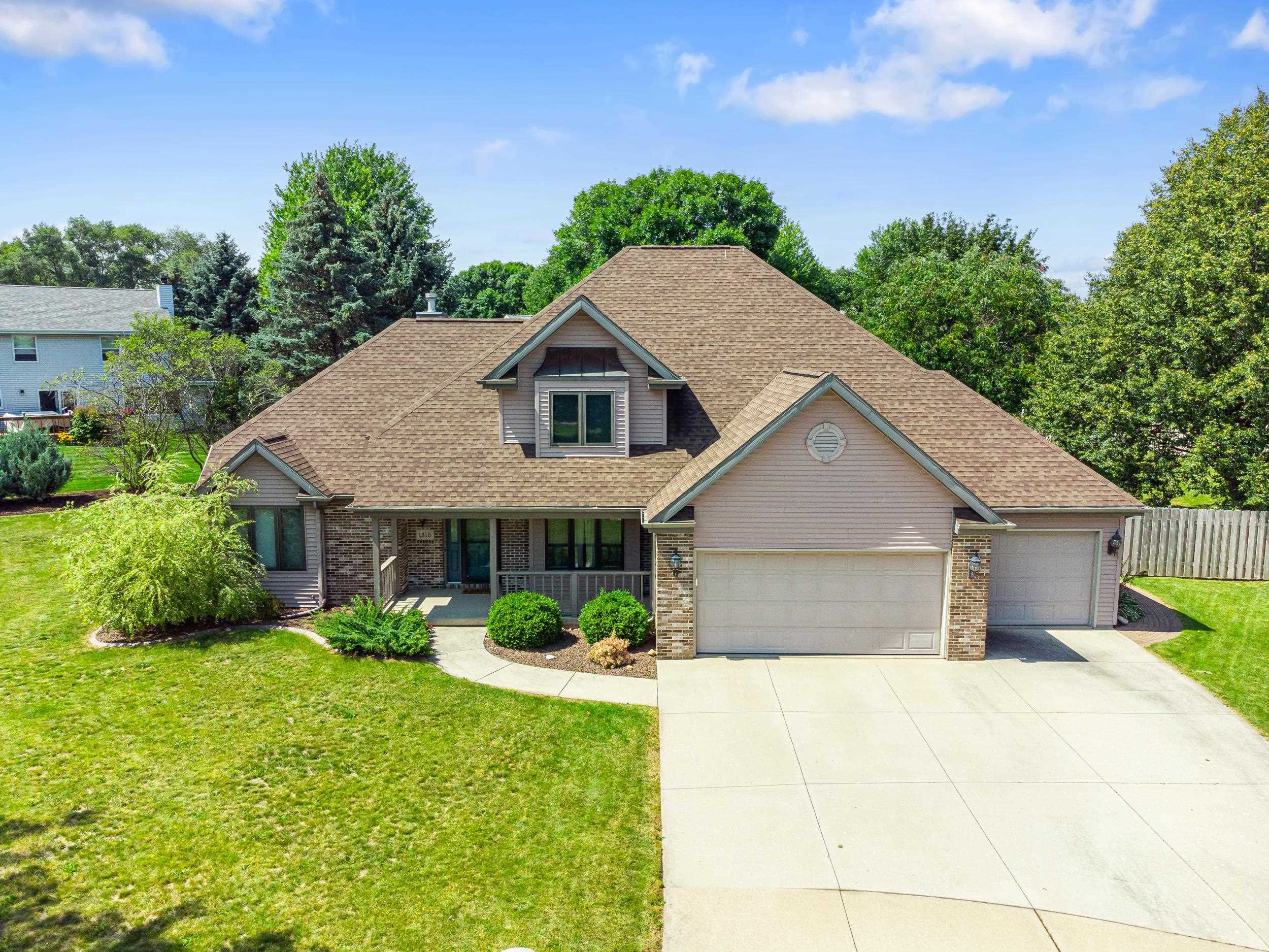 1215 HAZELWOOD Court