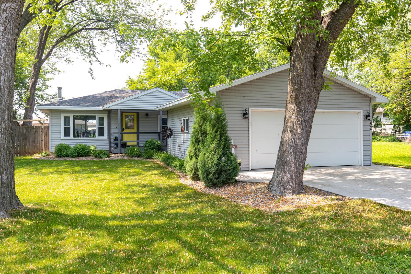 2946 SHADOW Lane