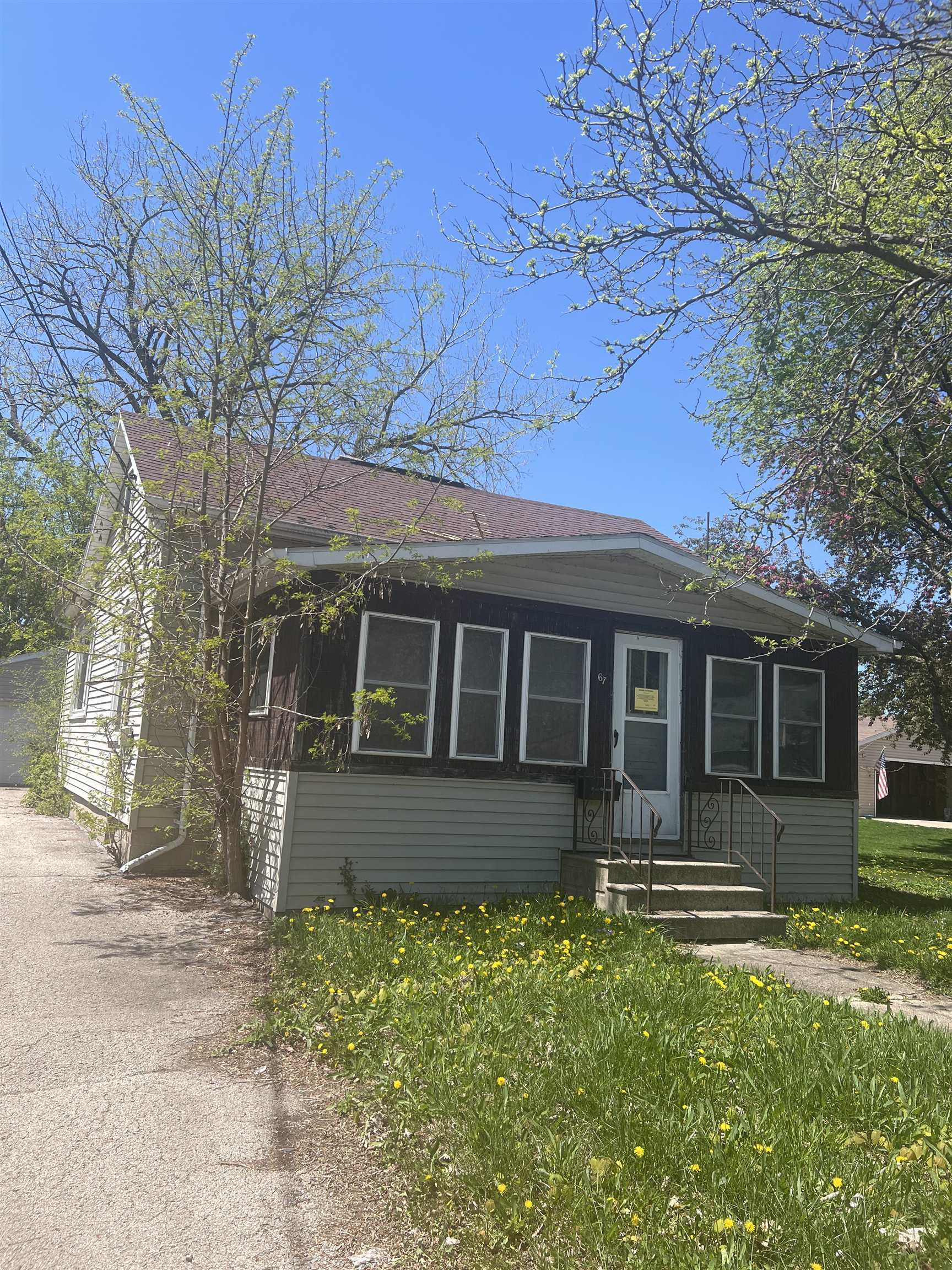 67 LAWSON Street