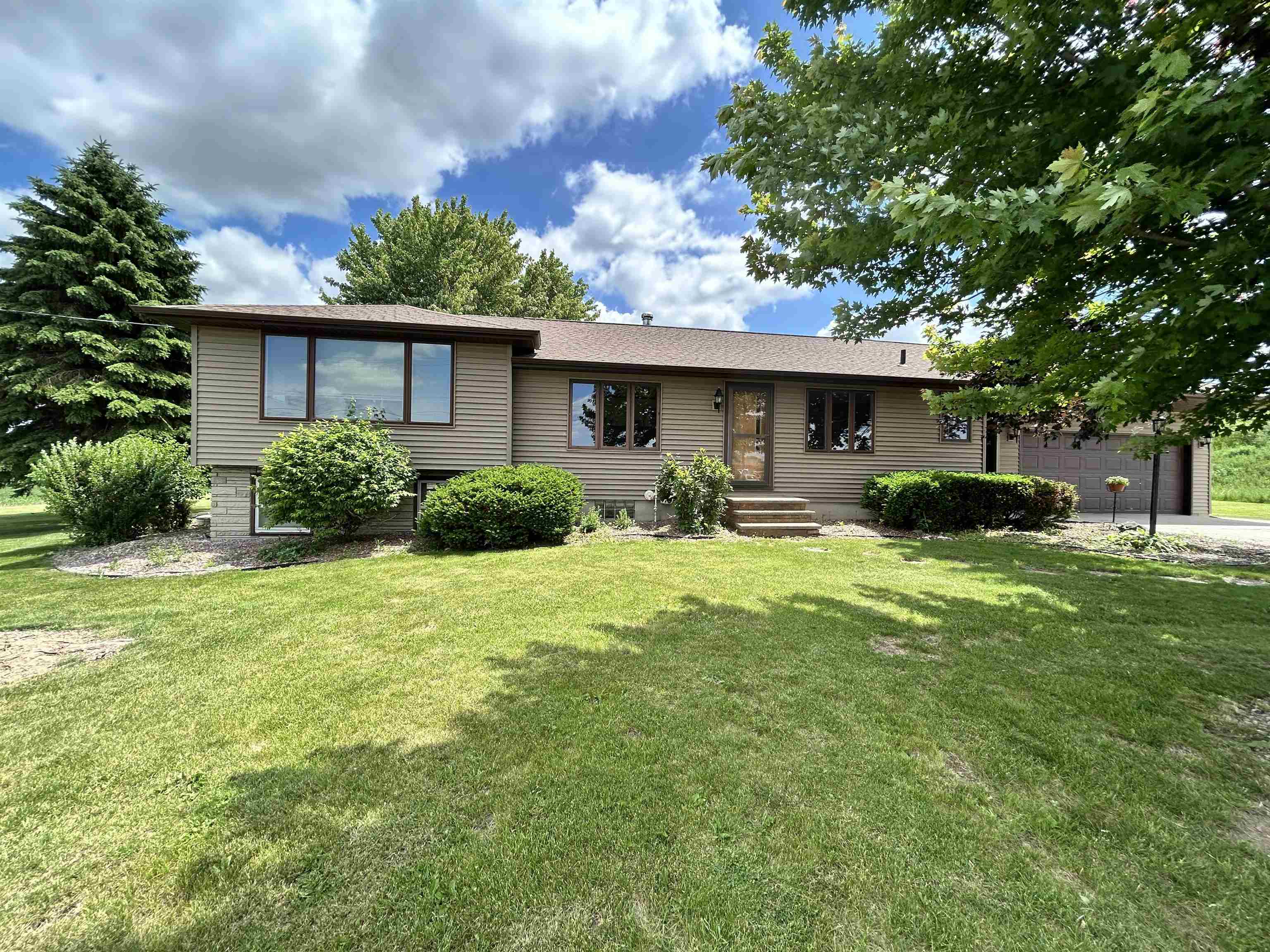 N2130 CTY RD N