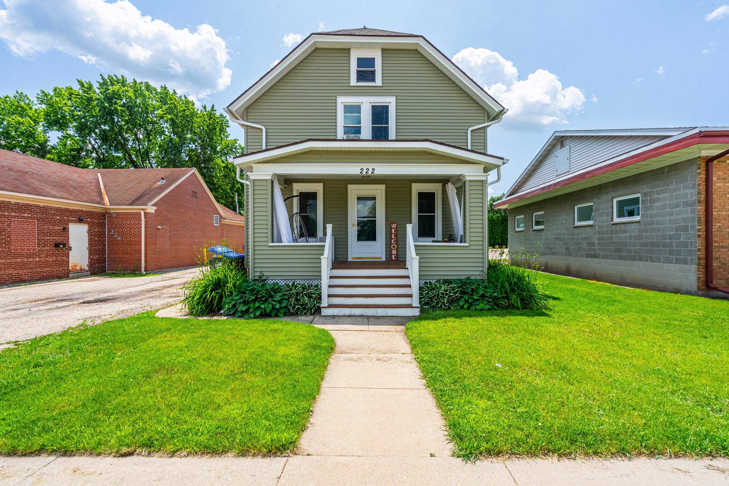 222 E CENTER Street