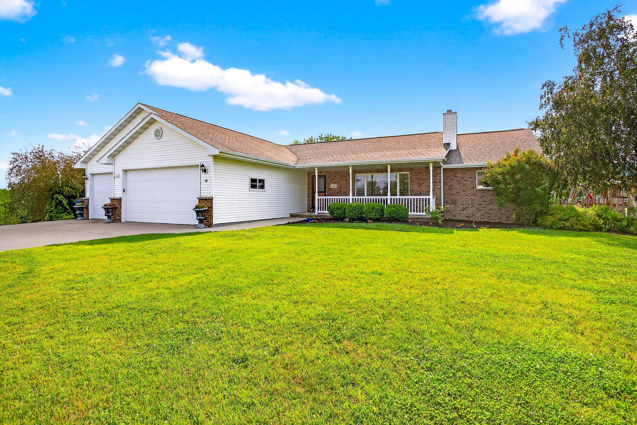 15 WYLDEBERRY Lane