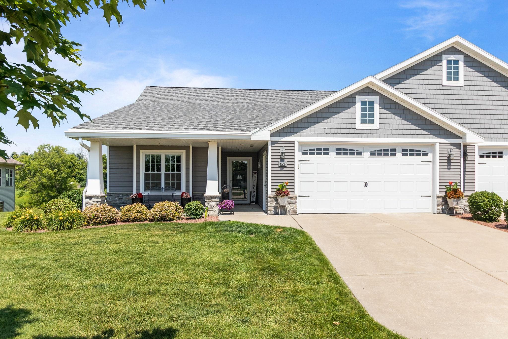 504 MAPLELEAF Court