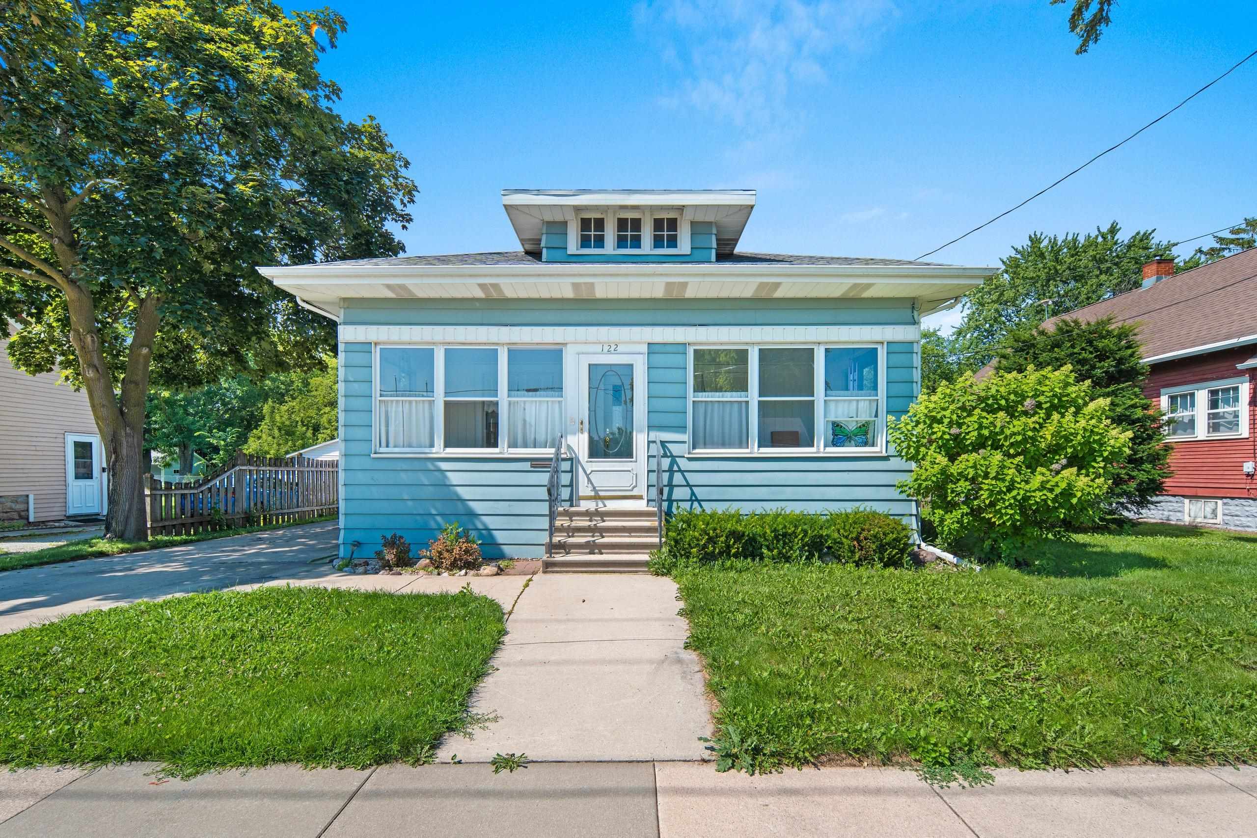 122 W 17TH Avenue