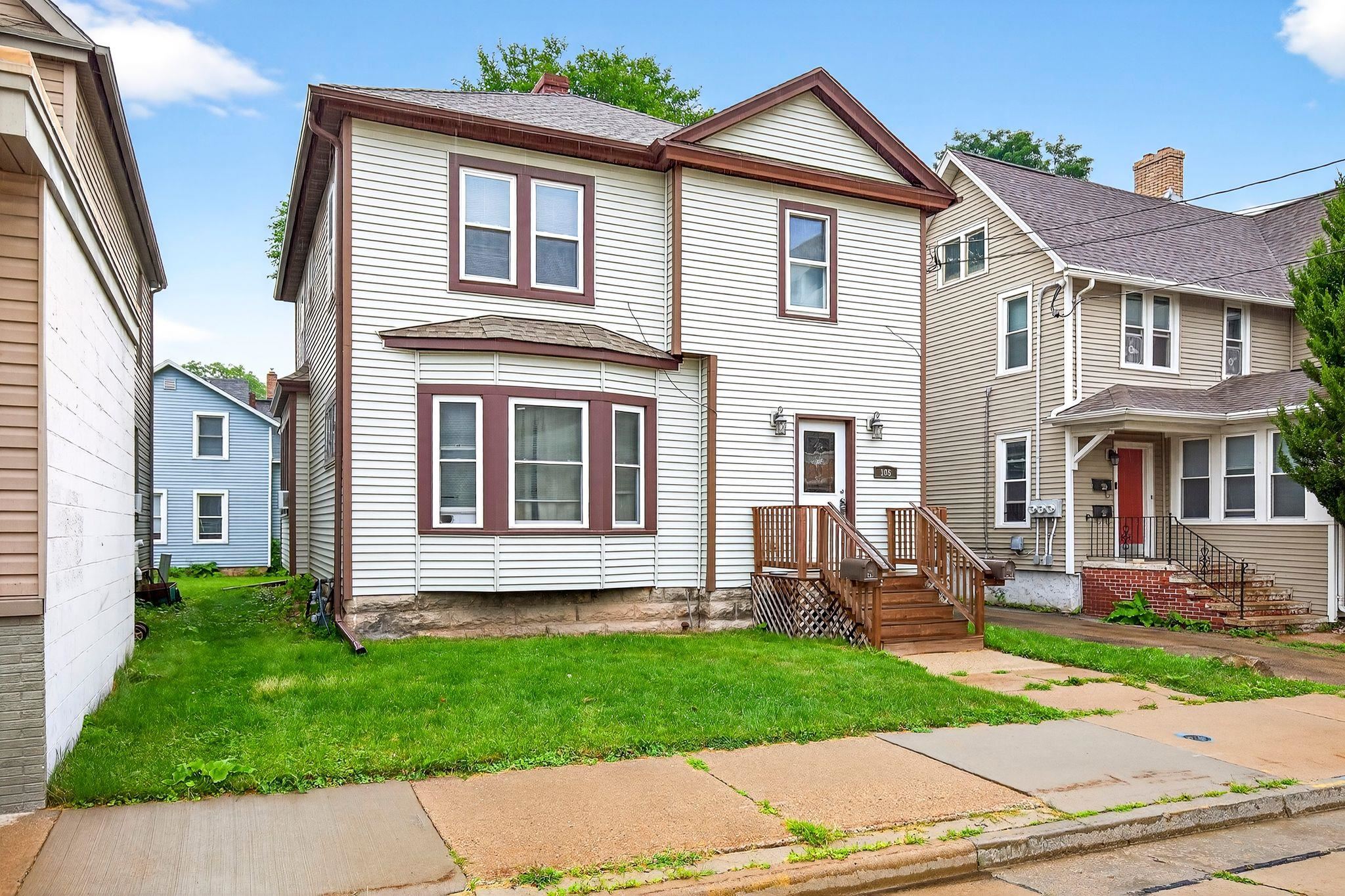 106 E FRANKLIN Street