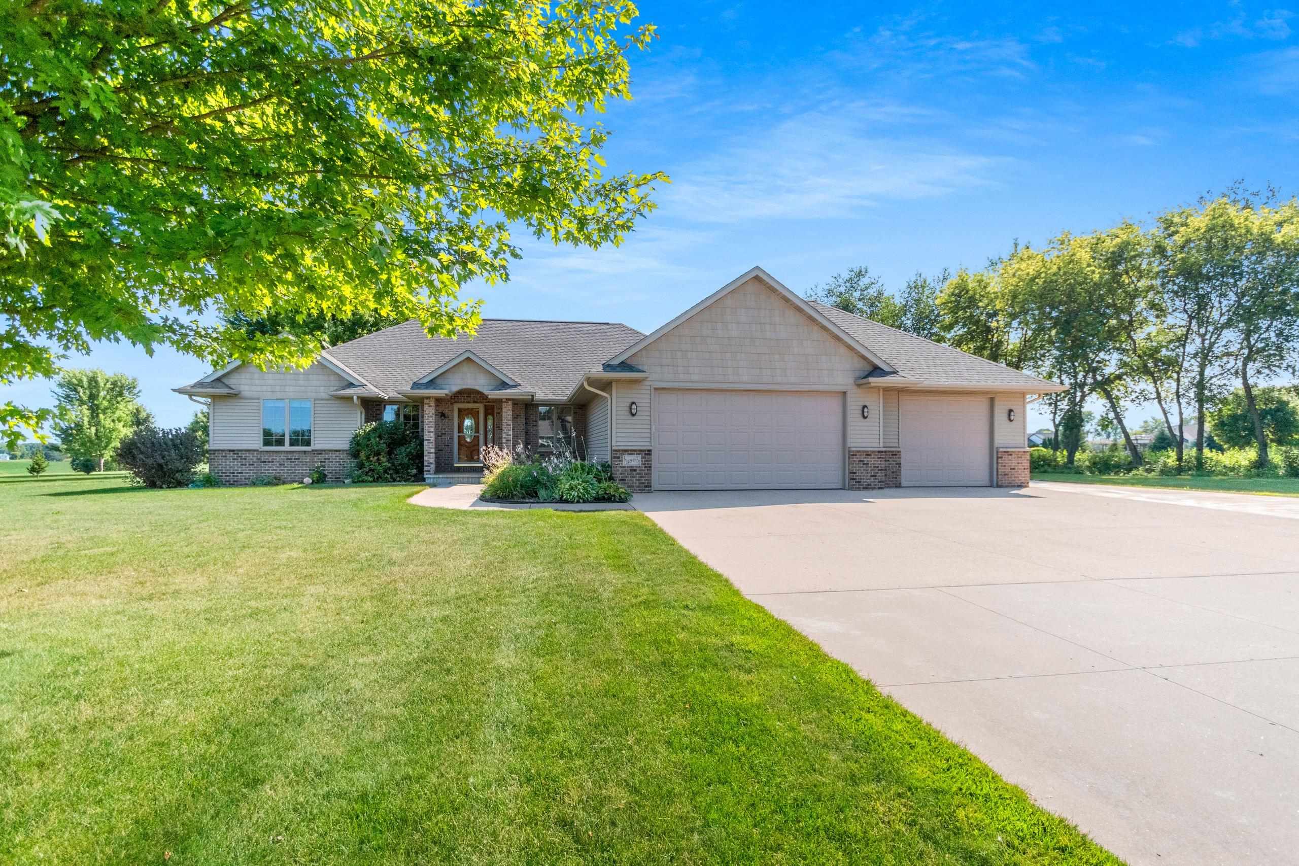 3561 GRAND MEADOWS Crossing