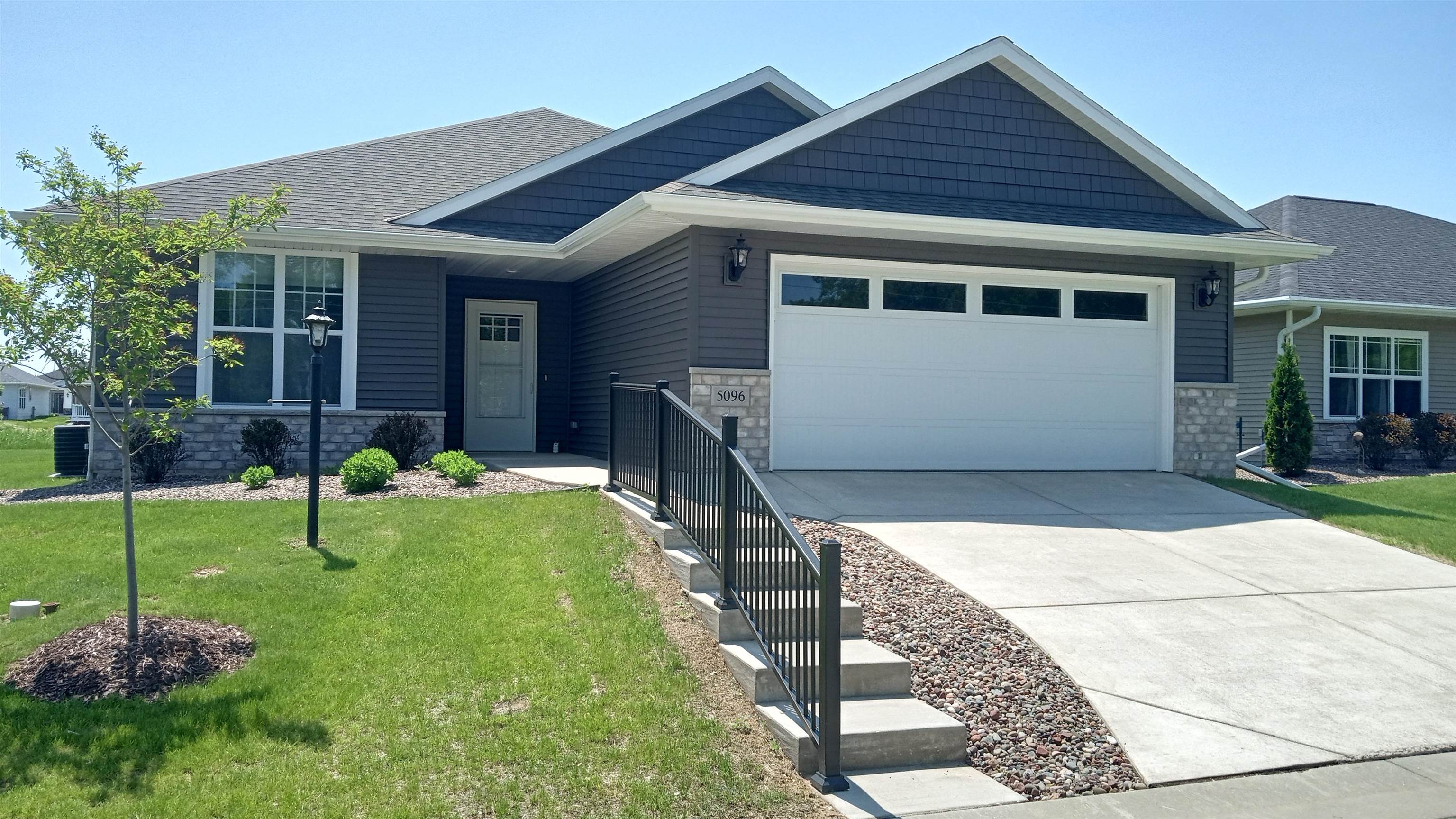 5096 N MILKWEED Trail