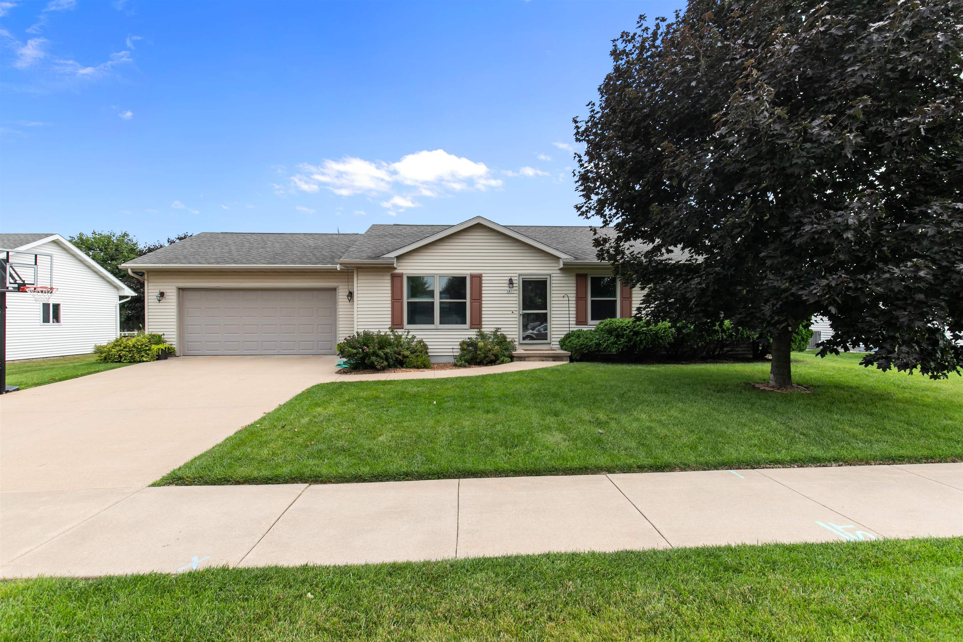 3810 PURPLE CREST Drive