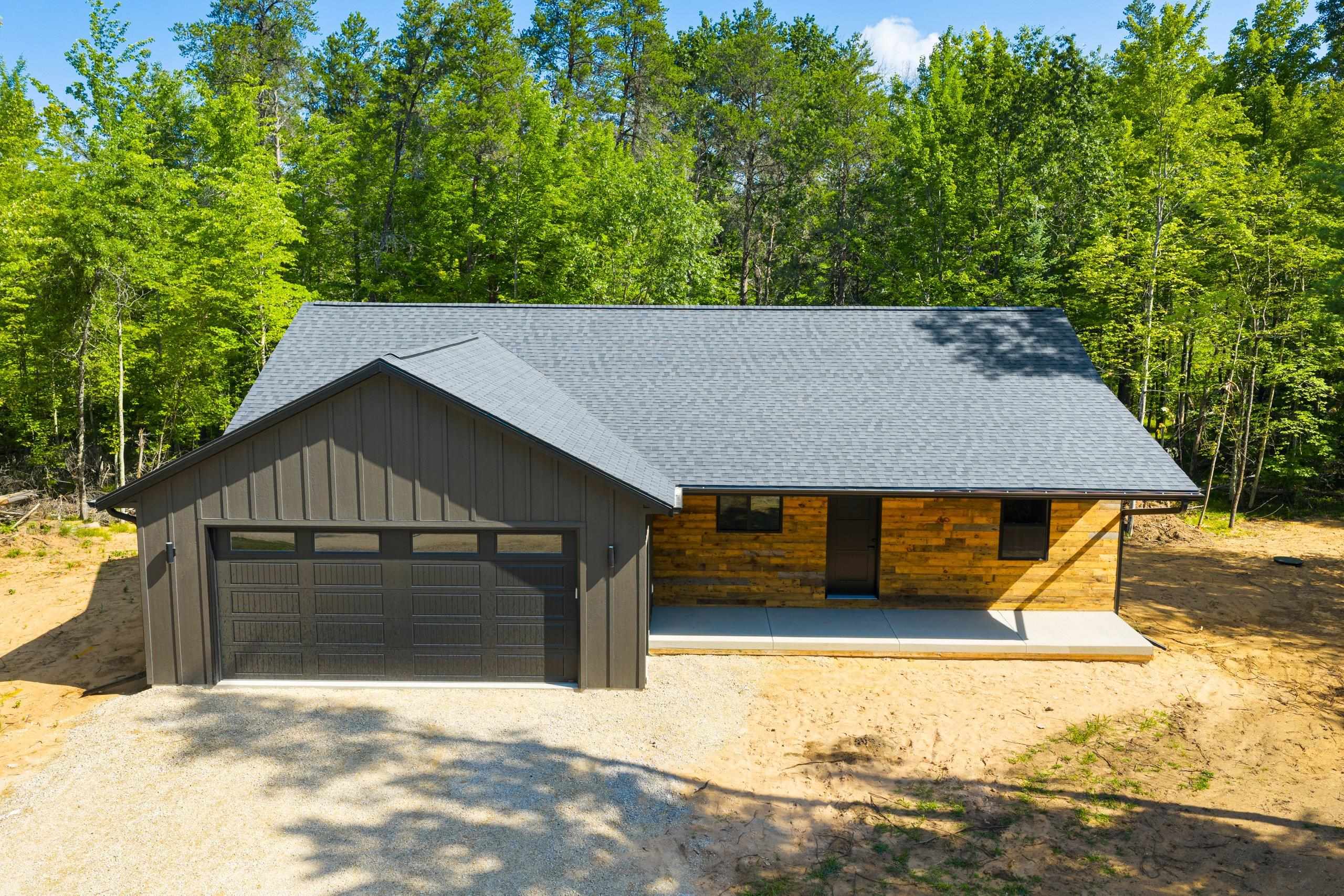 15886 FLOWER LAKE Drive