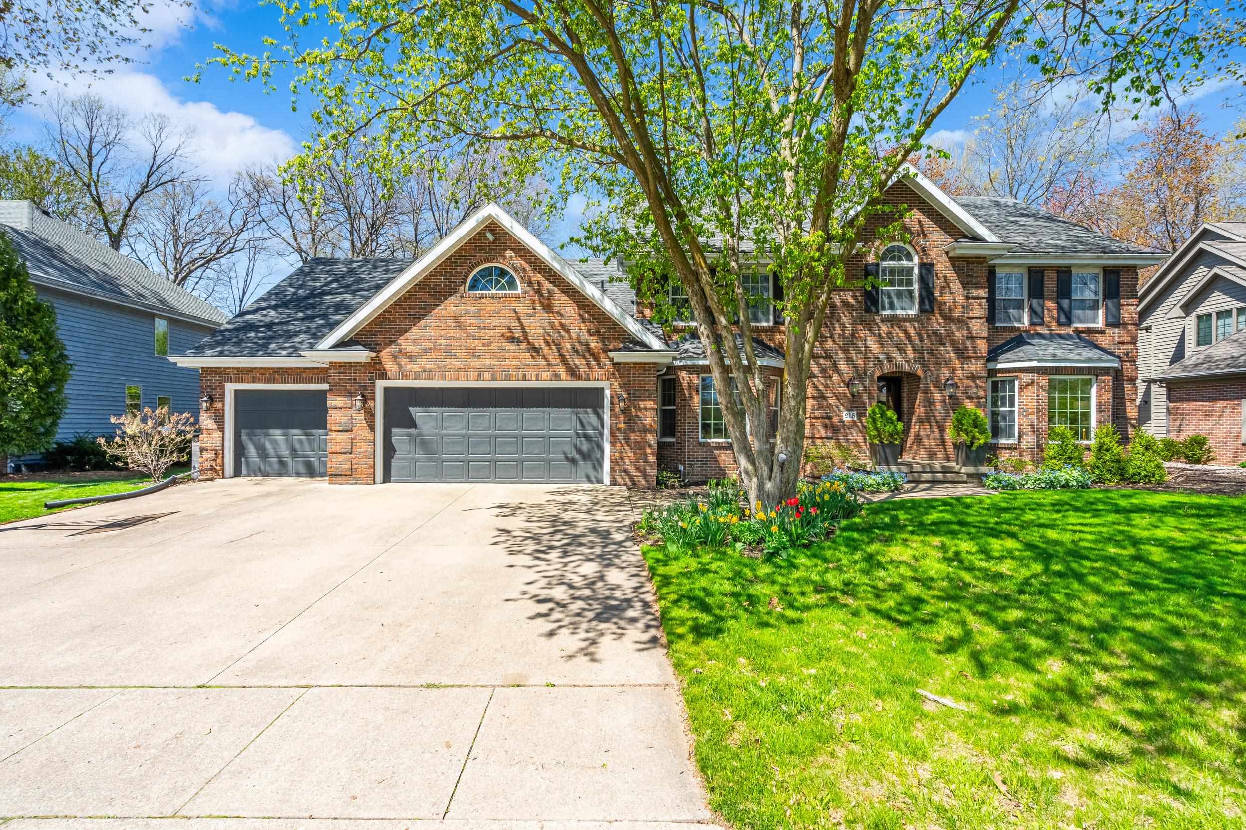 918 E KRAMER Lane