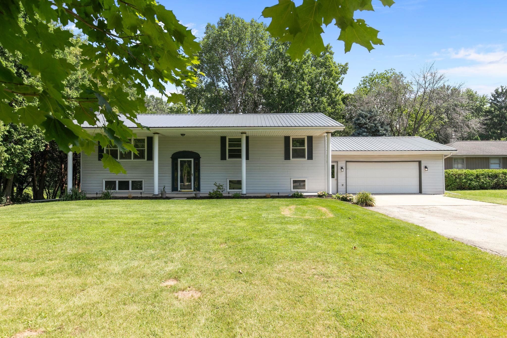 25 S KELLER PARK Drive