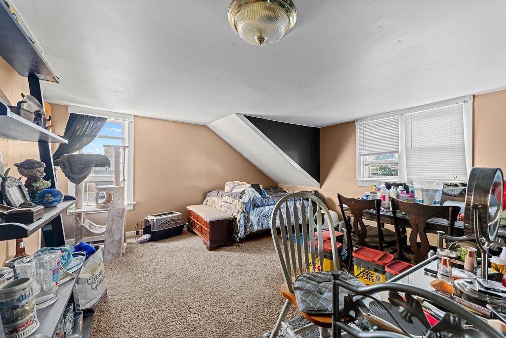 457 W 12TH Avenue