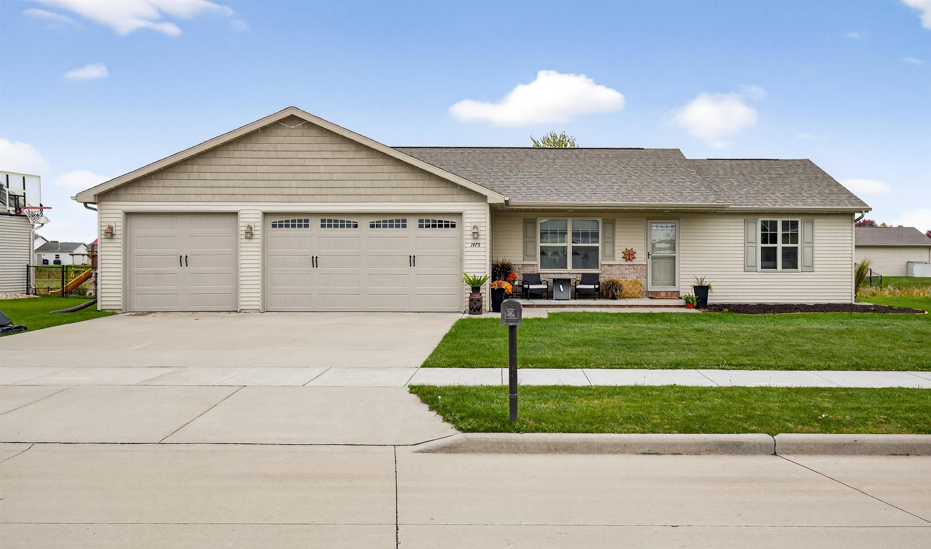 1475 HAEN Drive