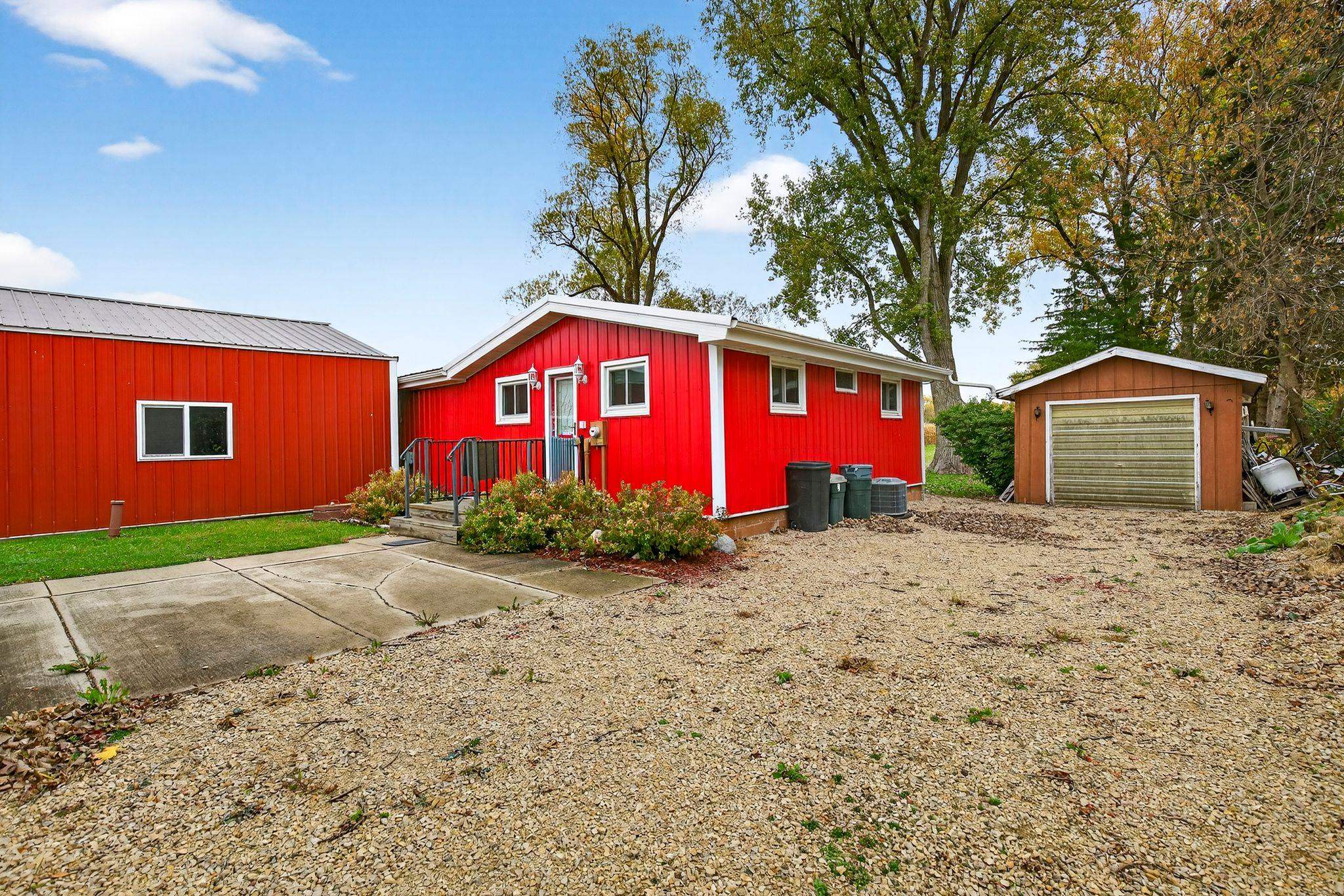 8511 EDGEWATER Ridge