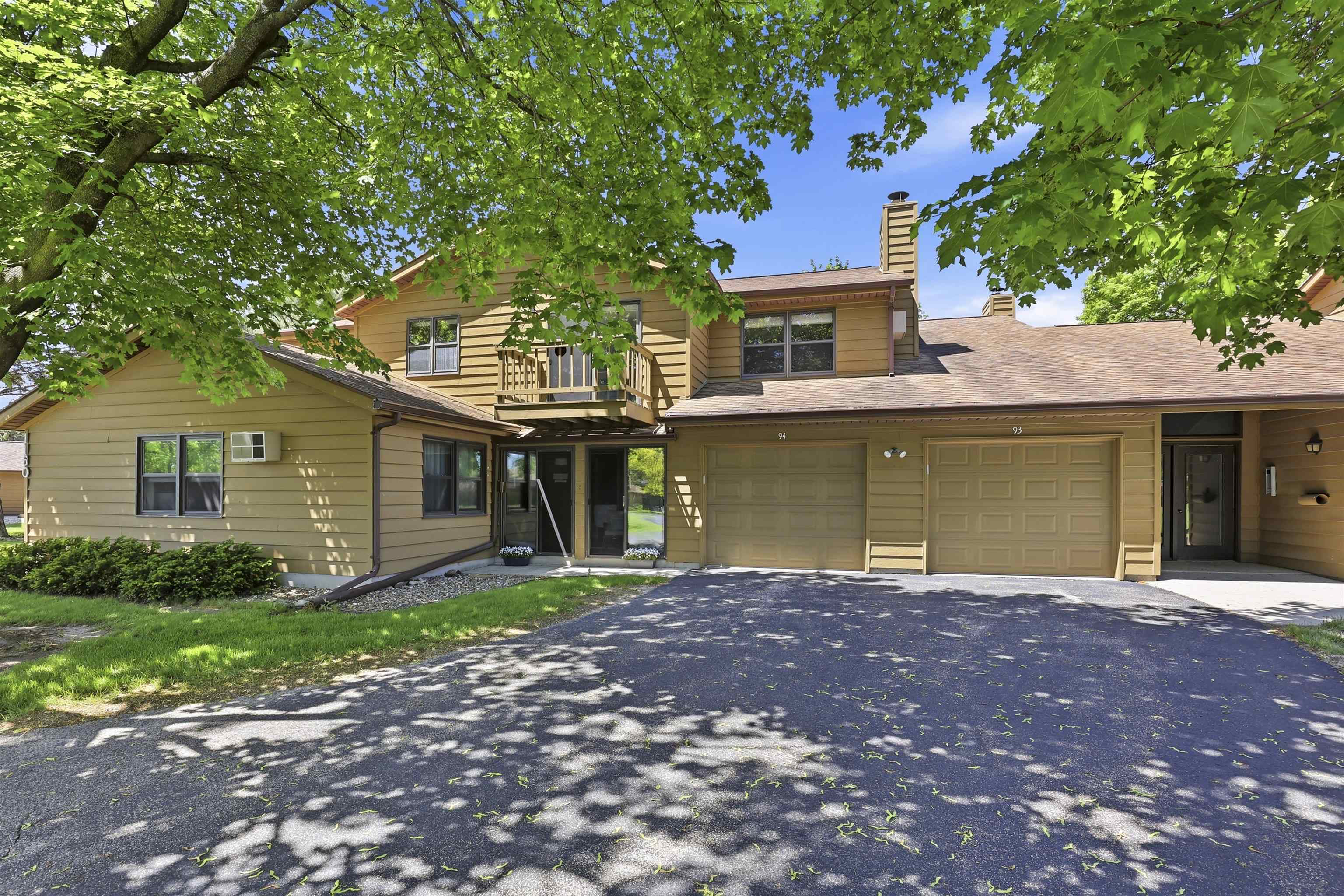 1160 BRITTANY Court Unit: 93