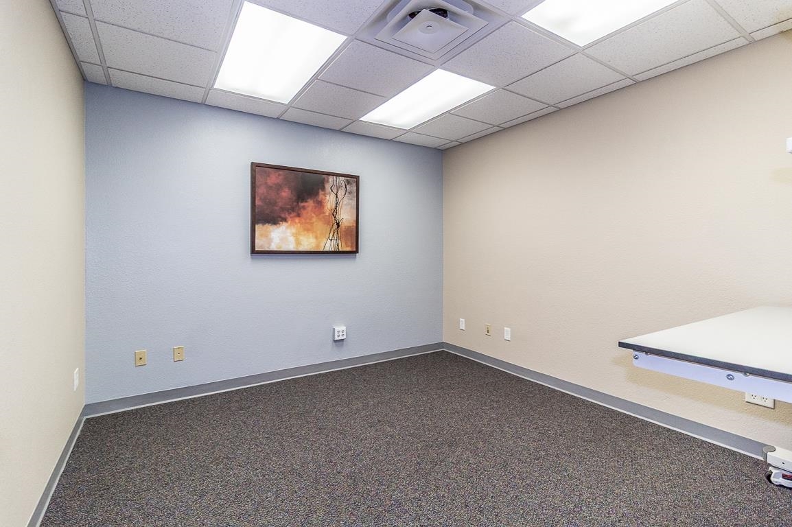 1620 N SHAWANO Street Unit: B