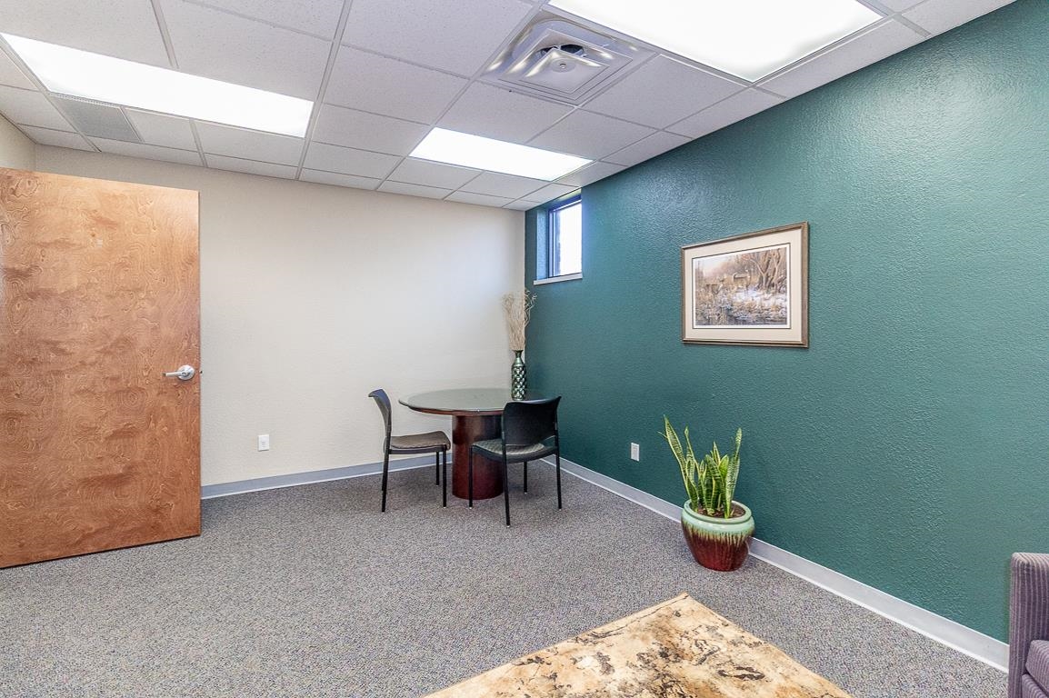 1620 N SHAWANO Street Unit: B