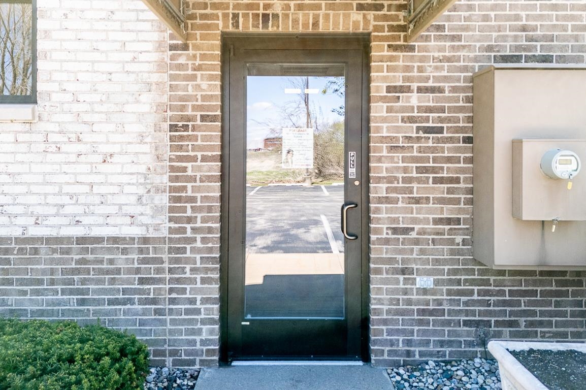1620 N SHAWANO Street Unit: B