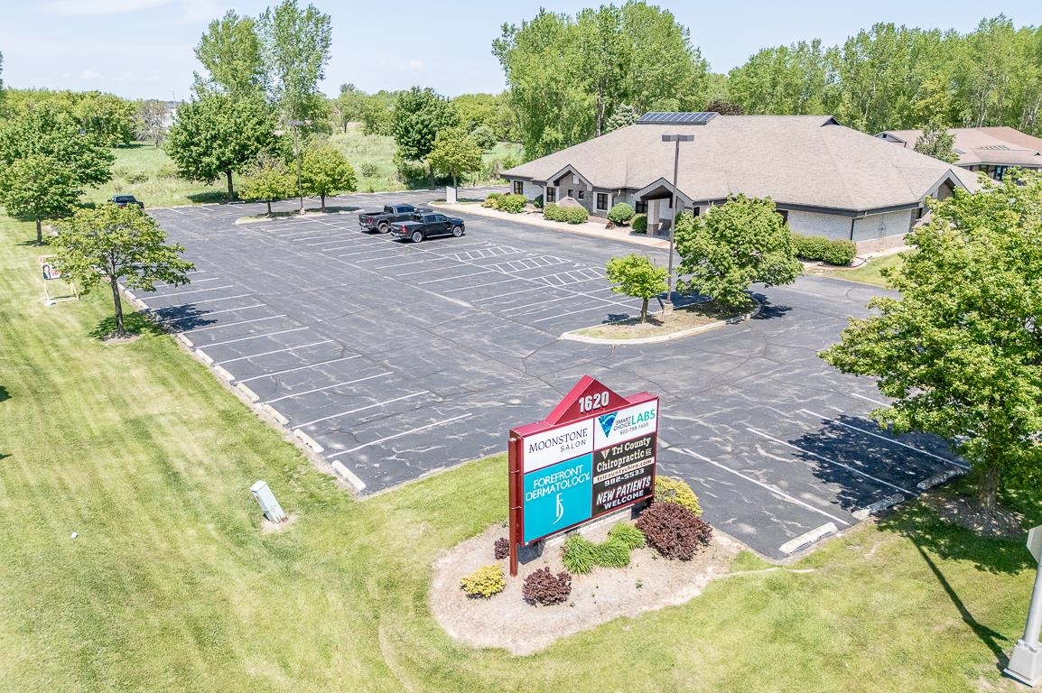 1620 N SHAWANO Street Unit: B