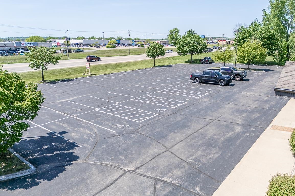1620 N SHAWANO Street Unit: B