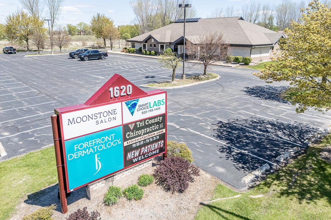 1620 N SHAWANO Street Unit: B