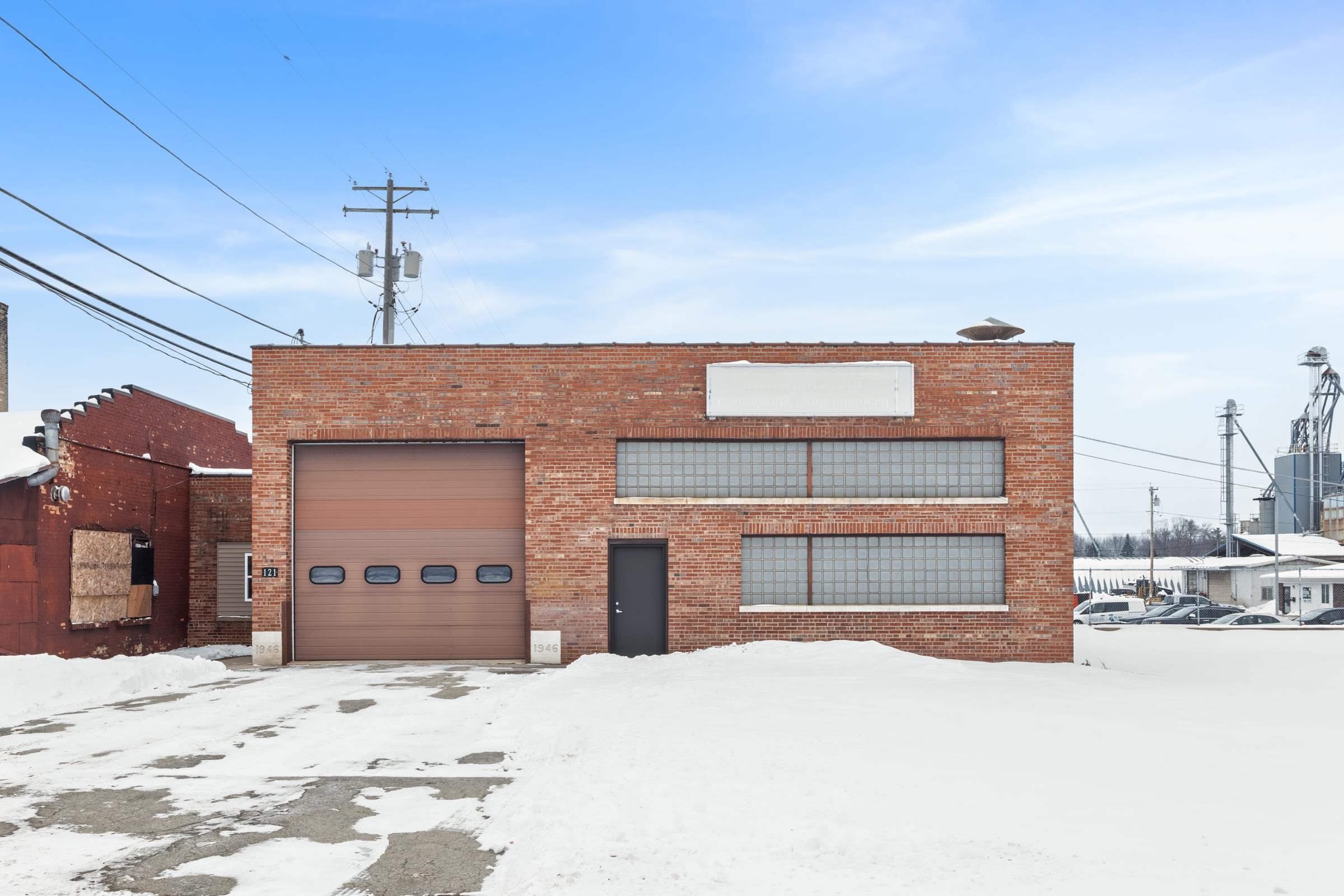 121 E FACTORY Street