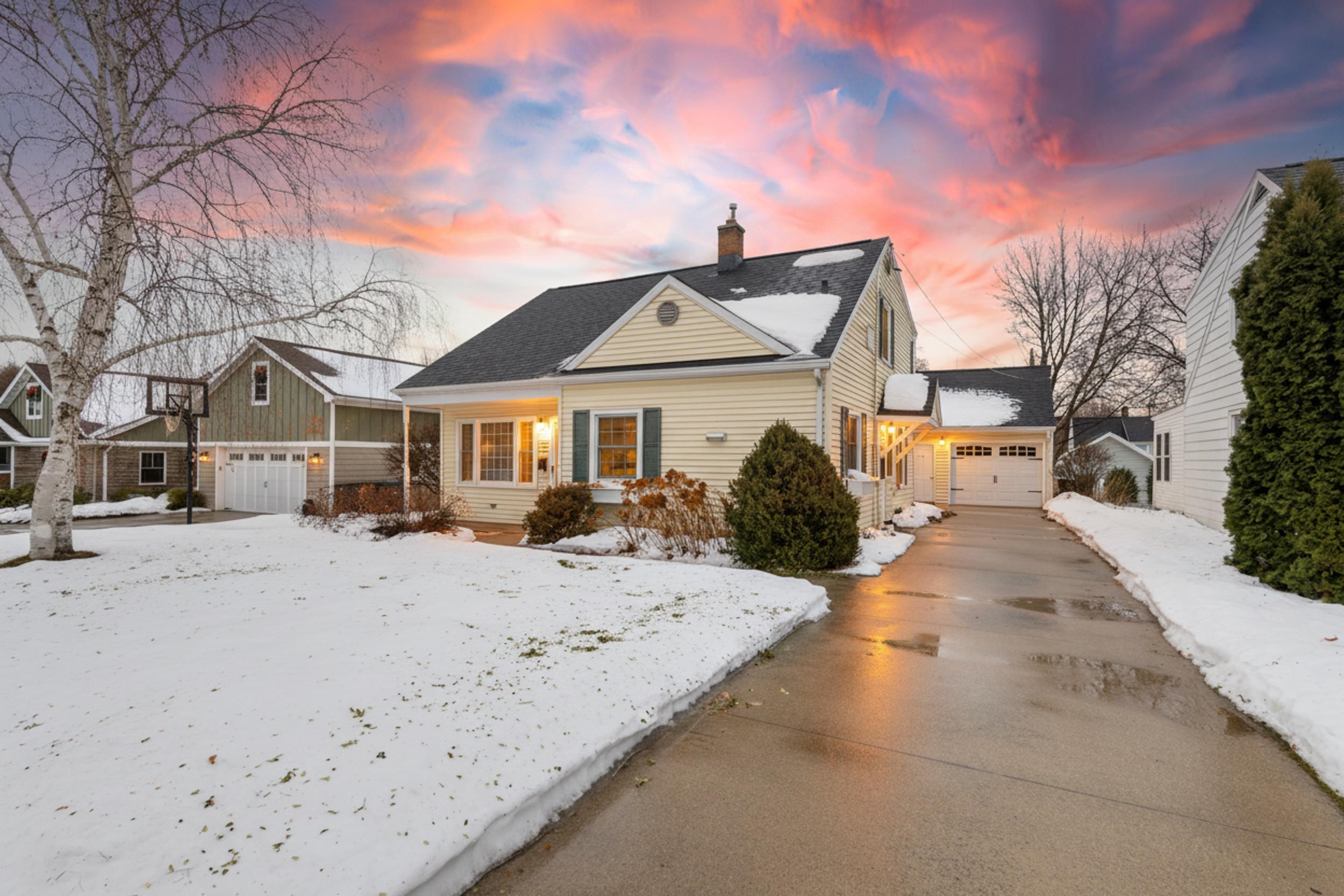 710 CEDAR Street