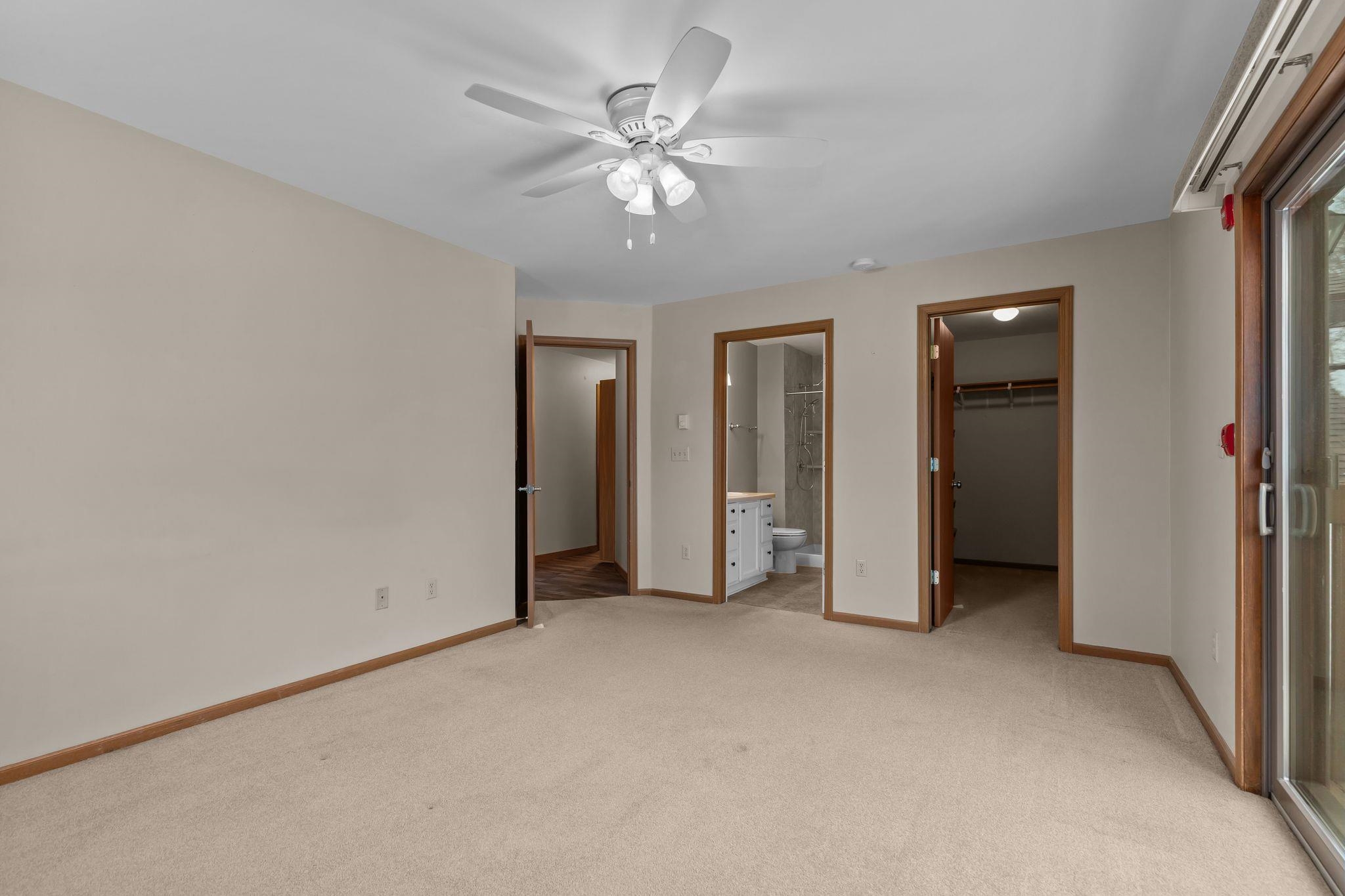 921 BABCOCK Street Unit: 11