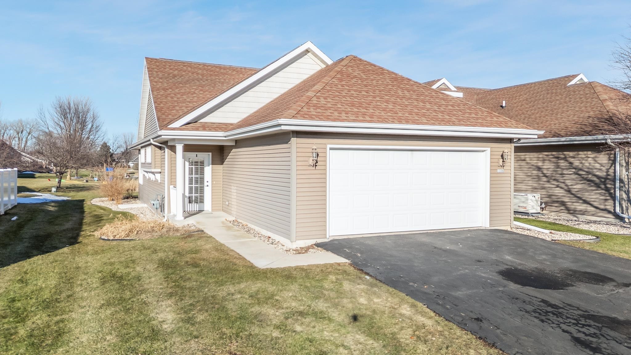 1208 WENTZEL Drive